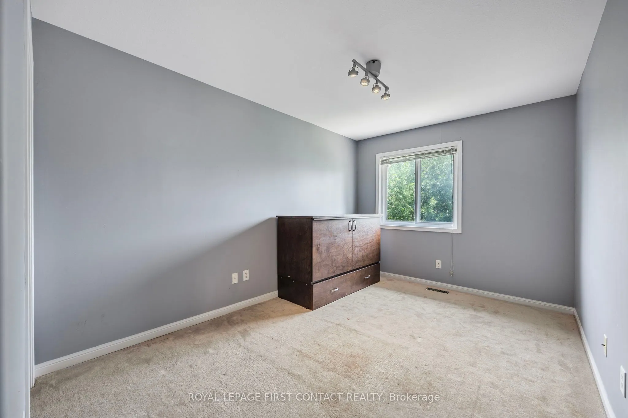 488 Yonge Street, #12