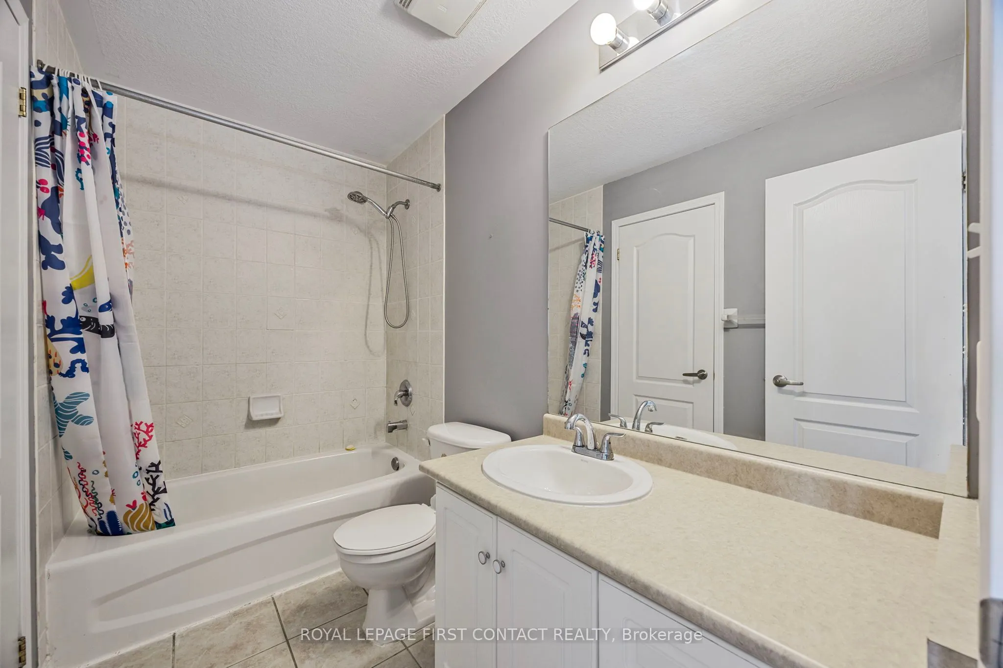 488 Yonge Street, #12