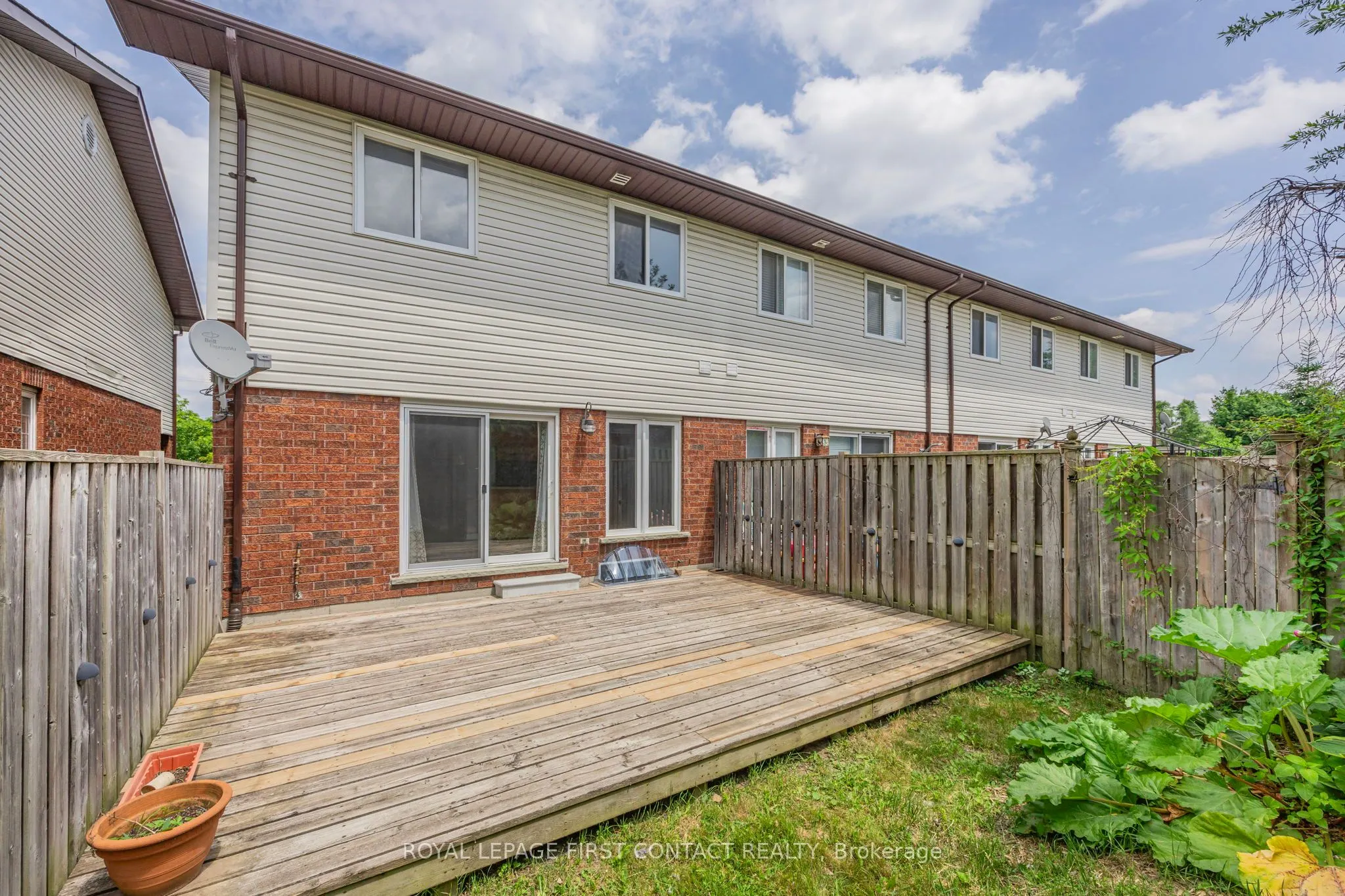 488 Yonge Street, #12