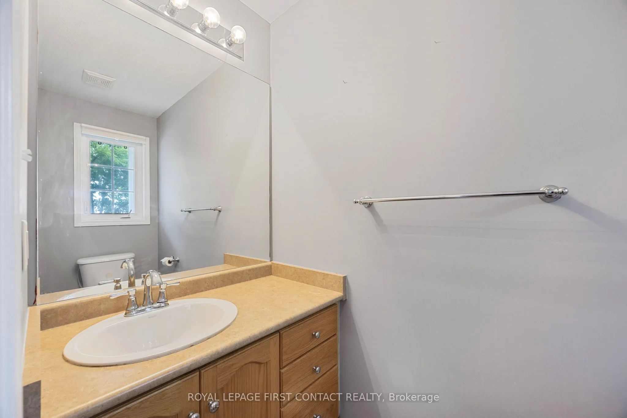 488 Yonge Street, #12