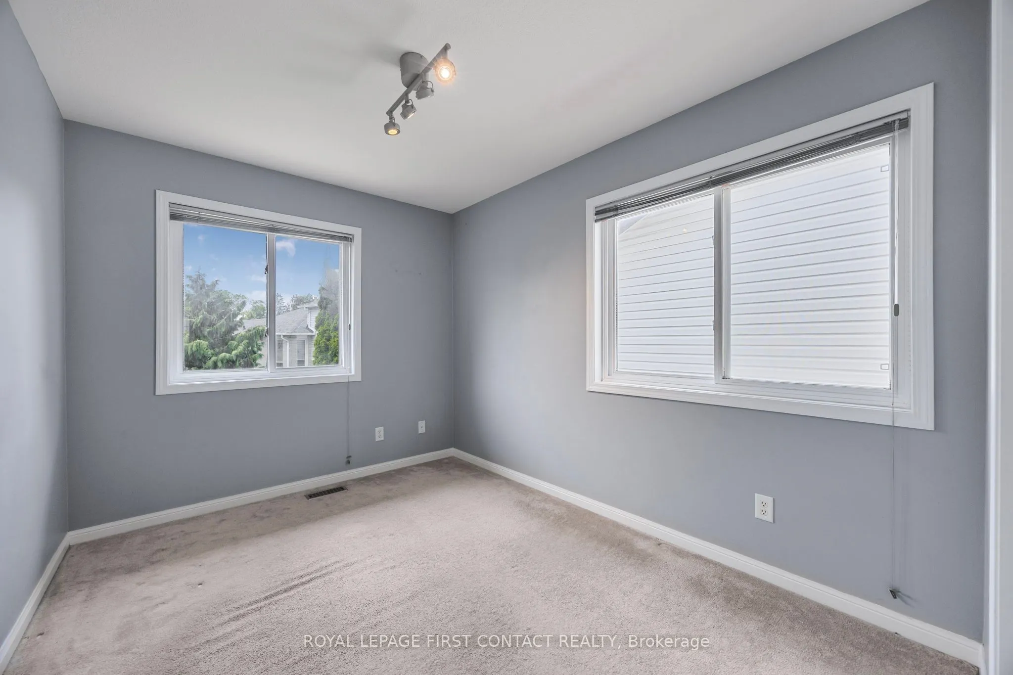 488 Yonge Street, #12
