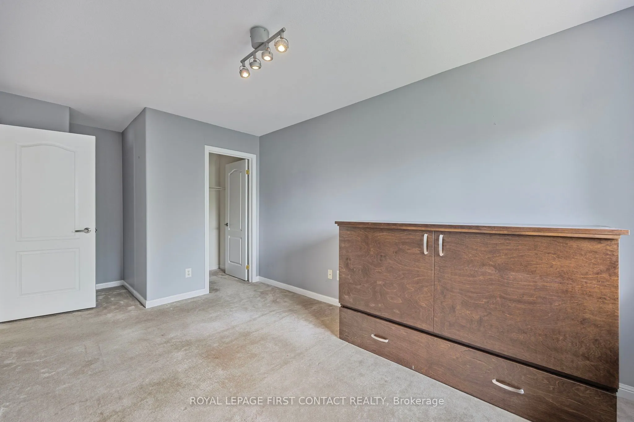 488 Yonge Street, #12