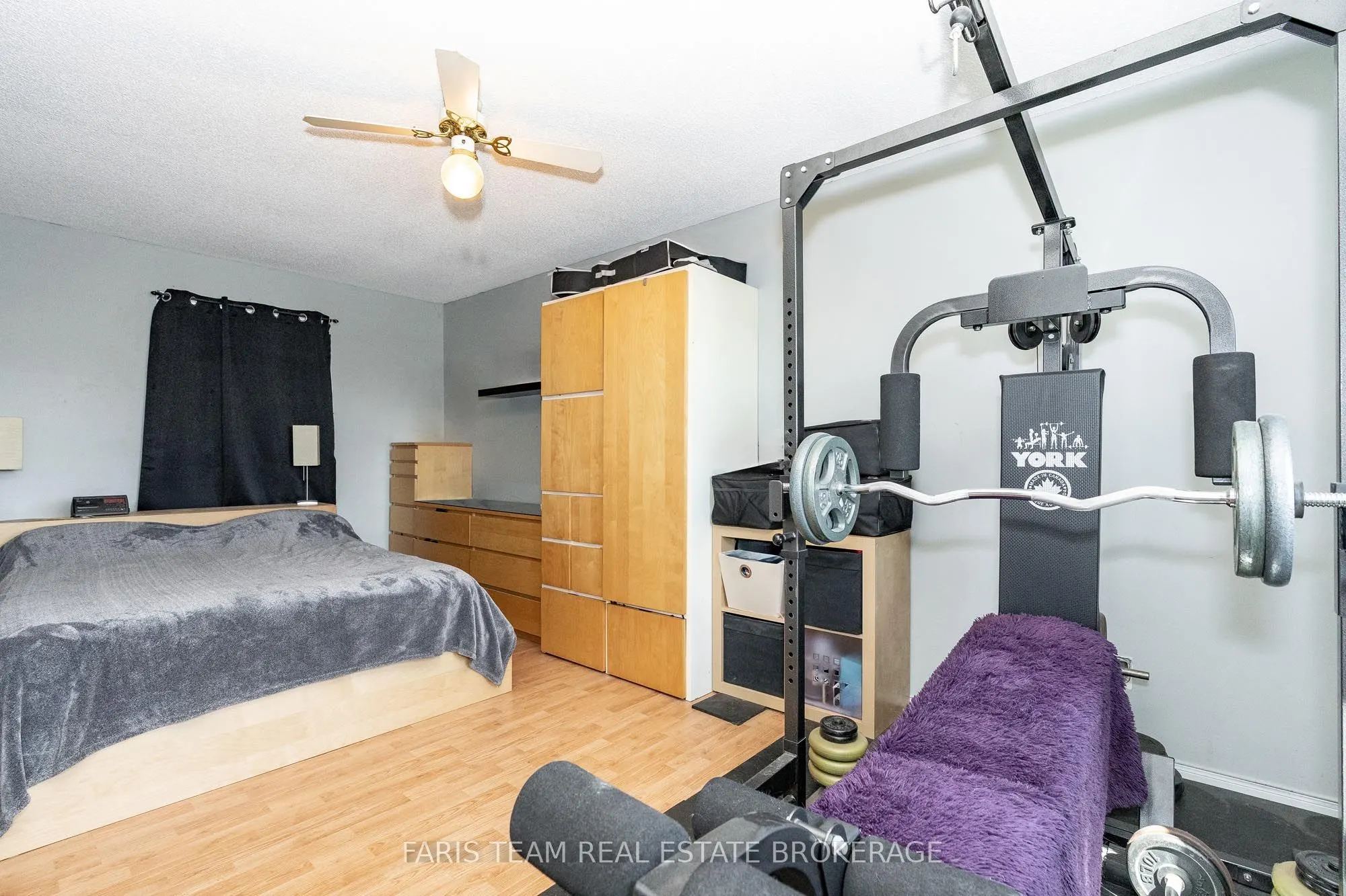 72 Livingstone Street W