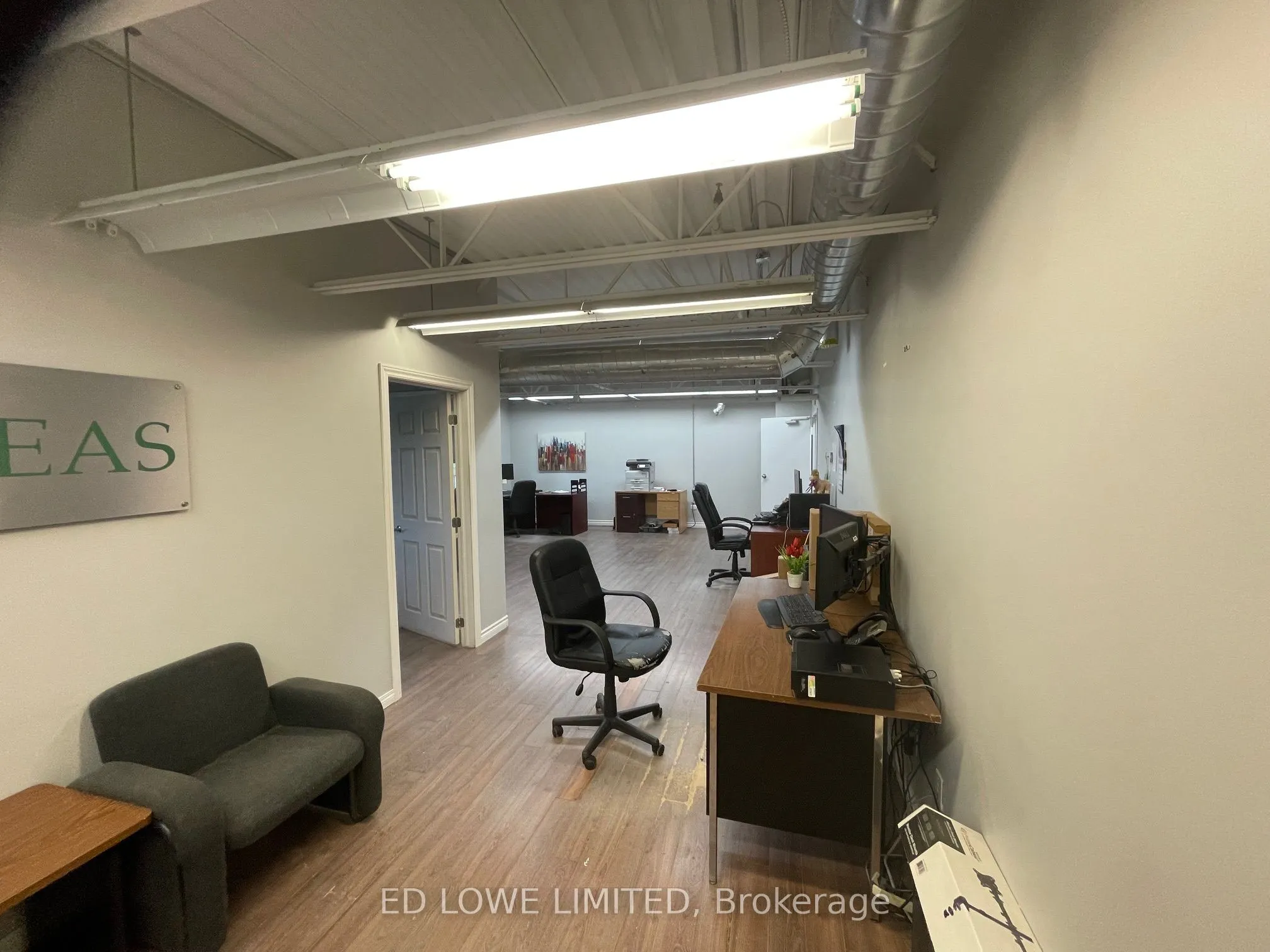 647 WELHAM Road, #18/19