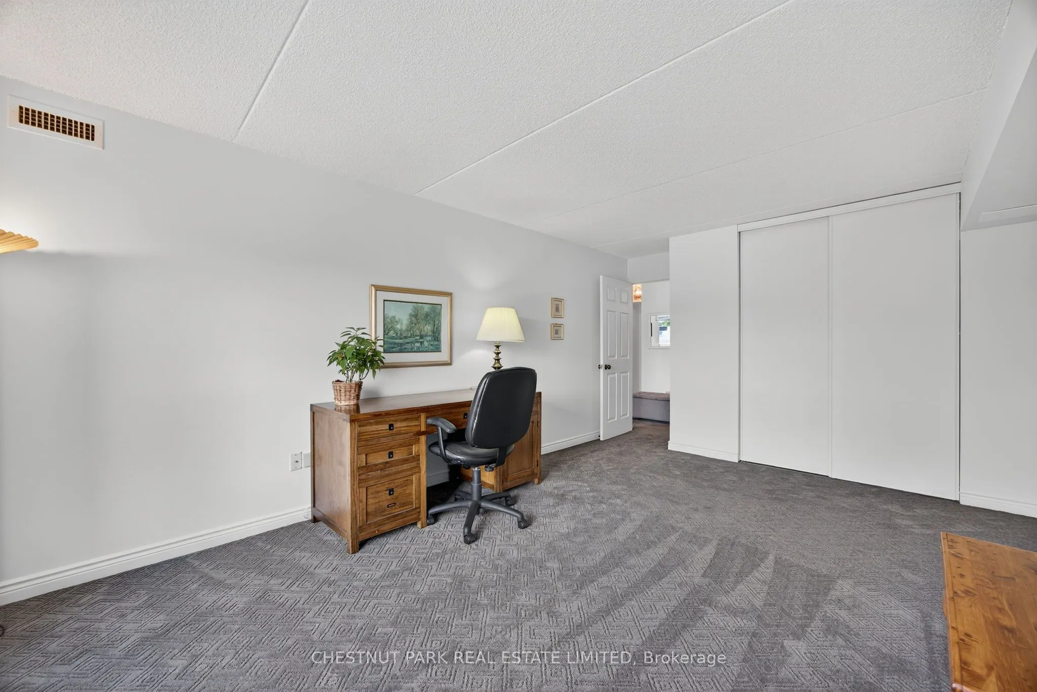 172 Eighth Street, #404