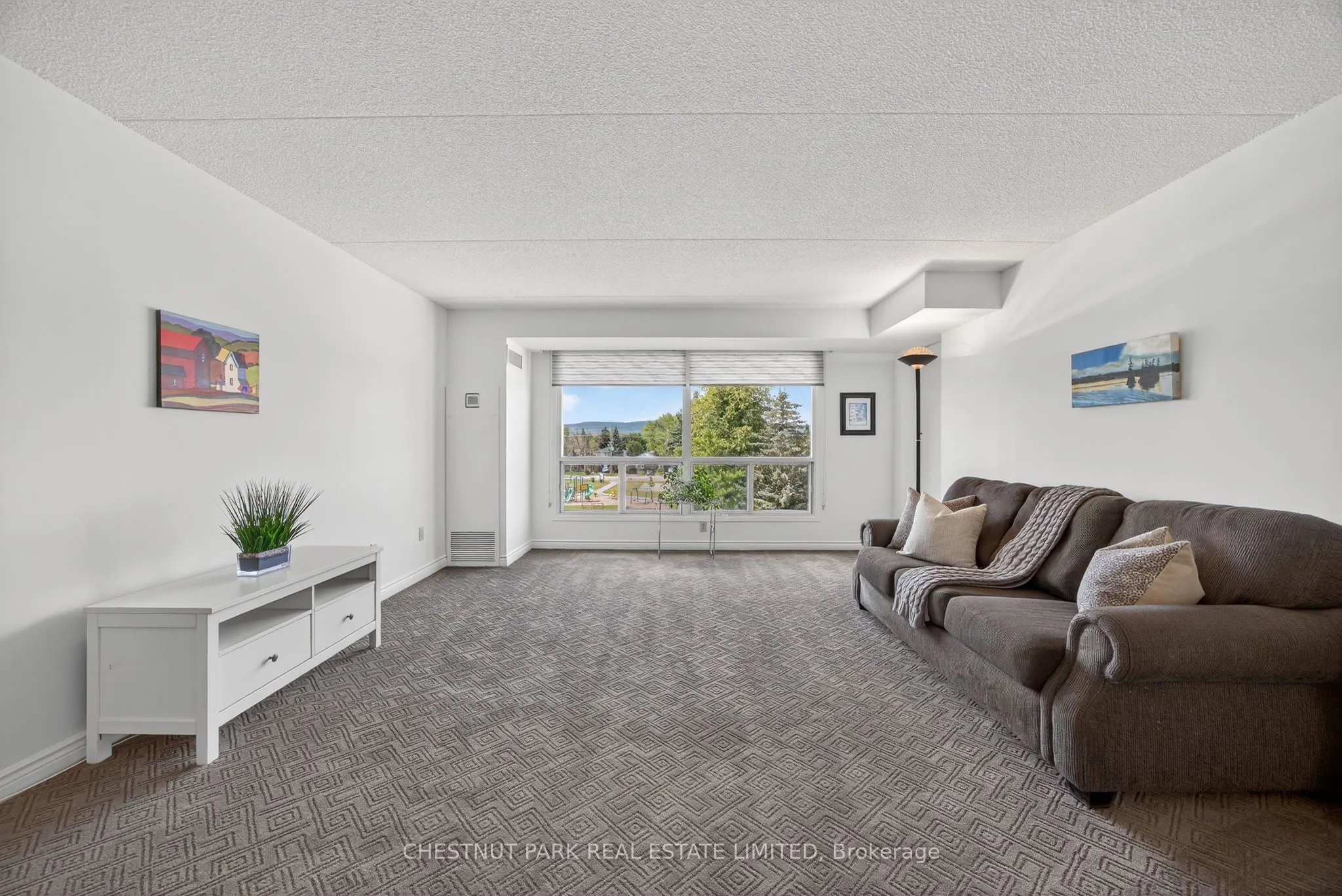 172 Eighth Street, #404