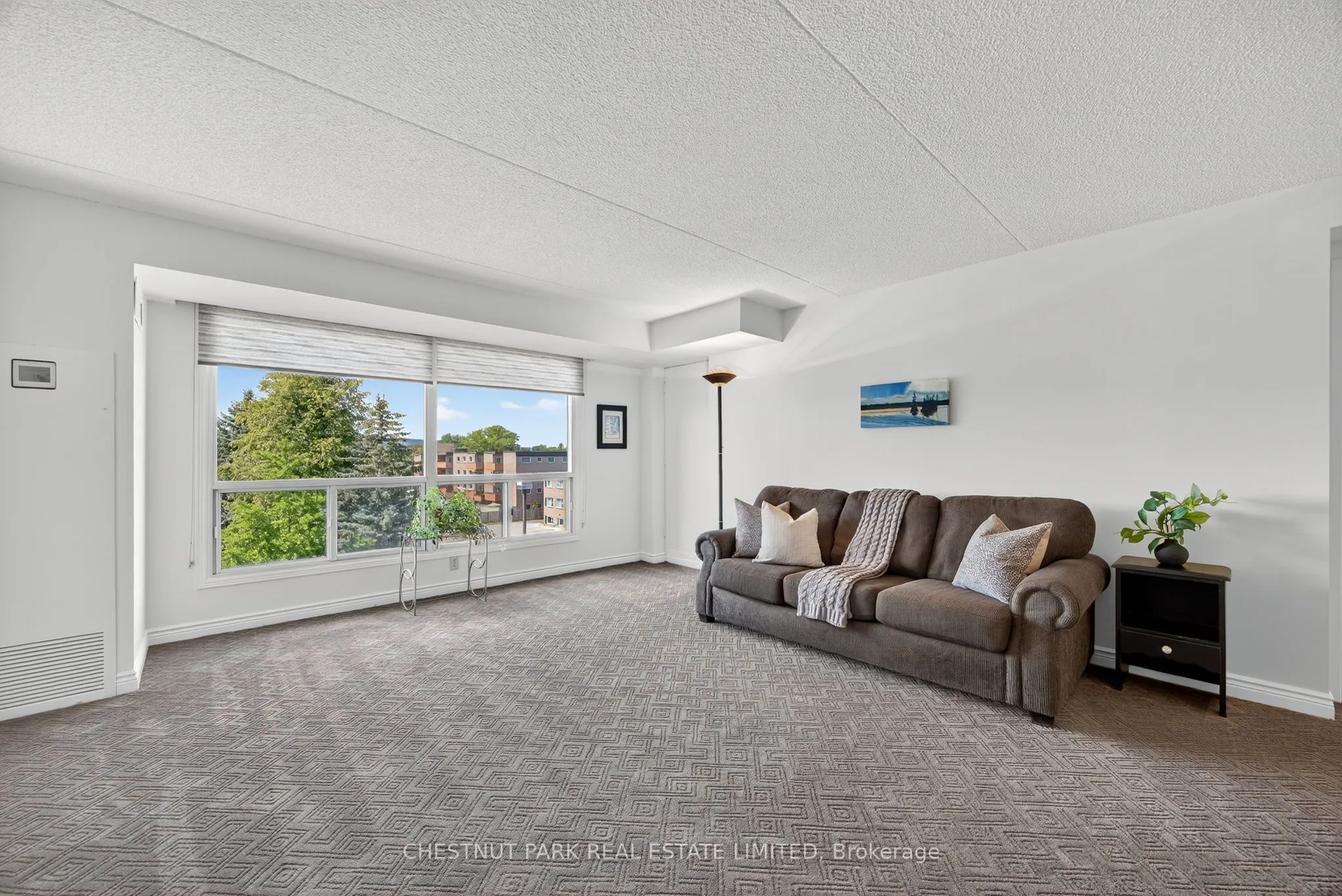 172 Eighth Street, #404