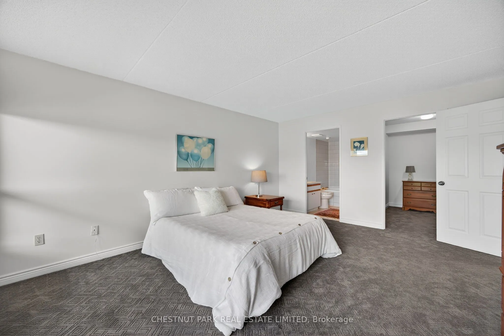 172 Eighth Street, #404