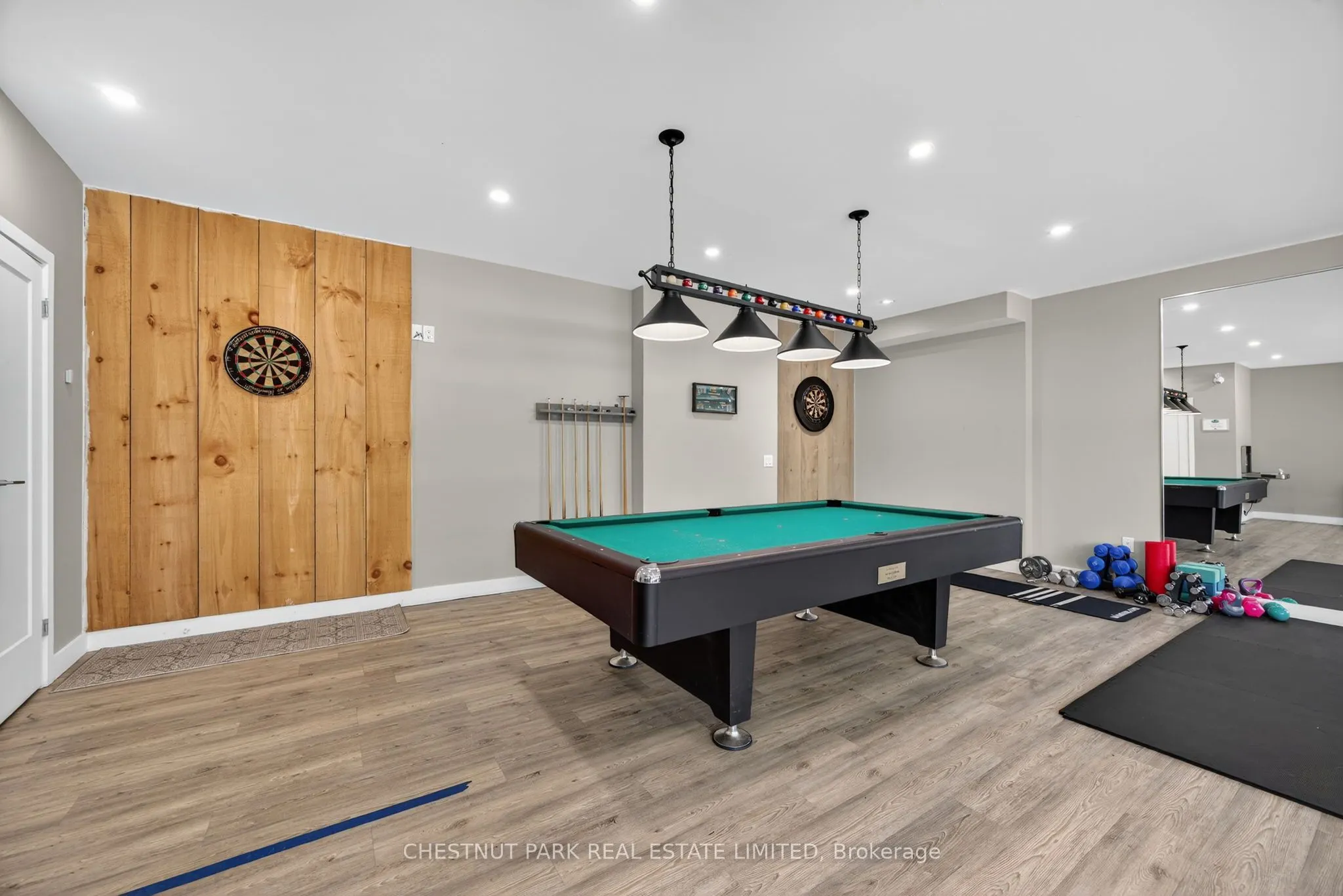 172 Eighth Street, #404