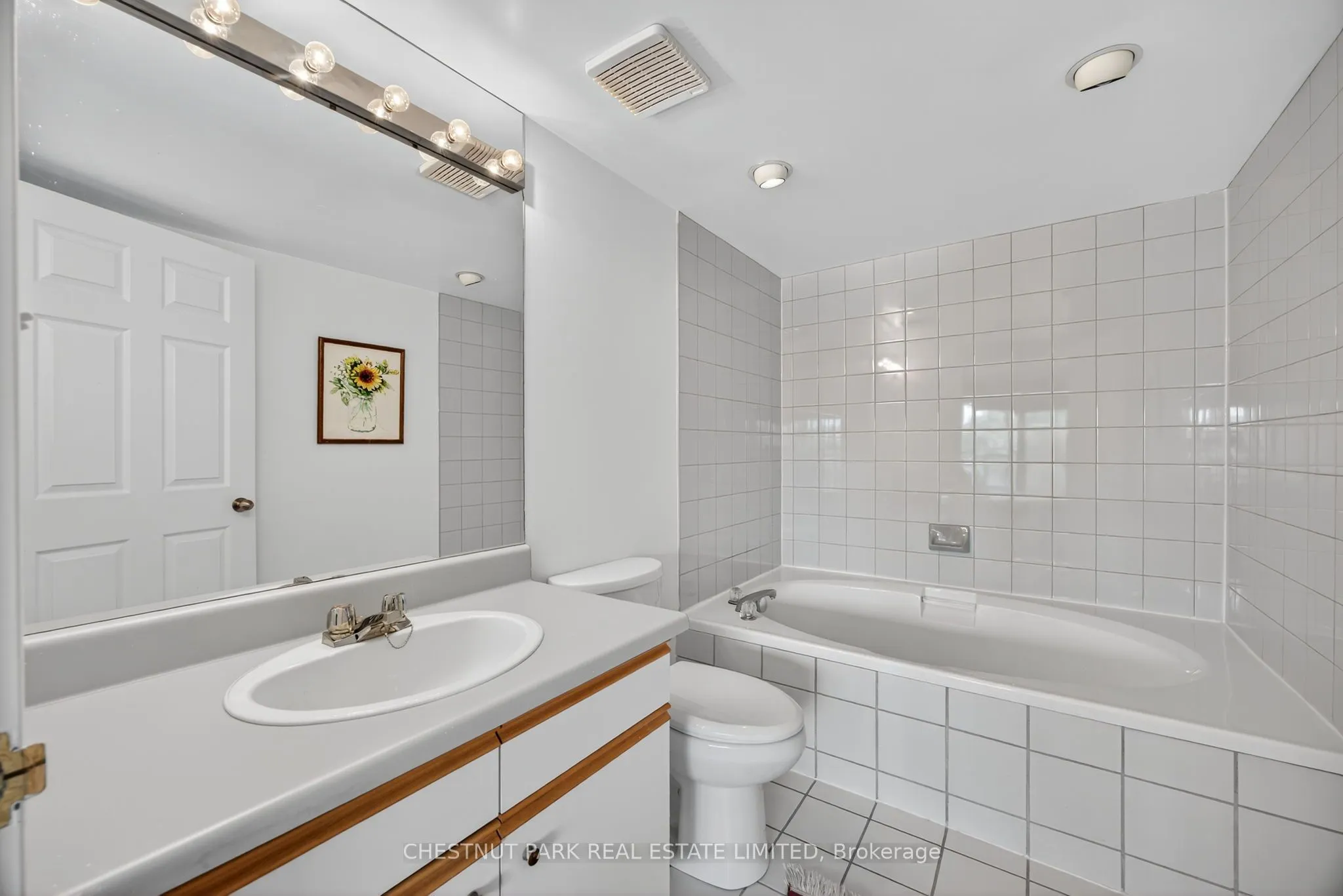 172 Eighth Street, #404