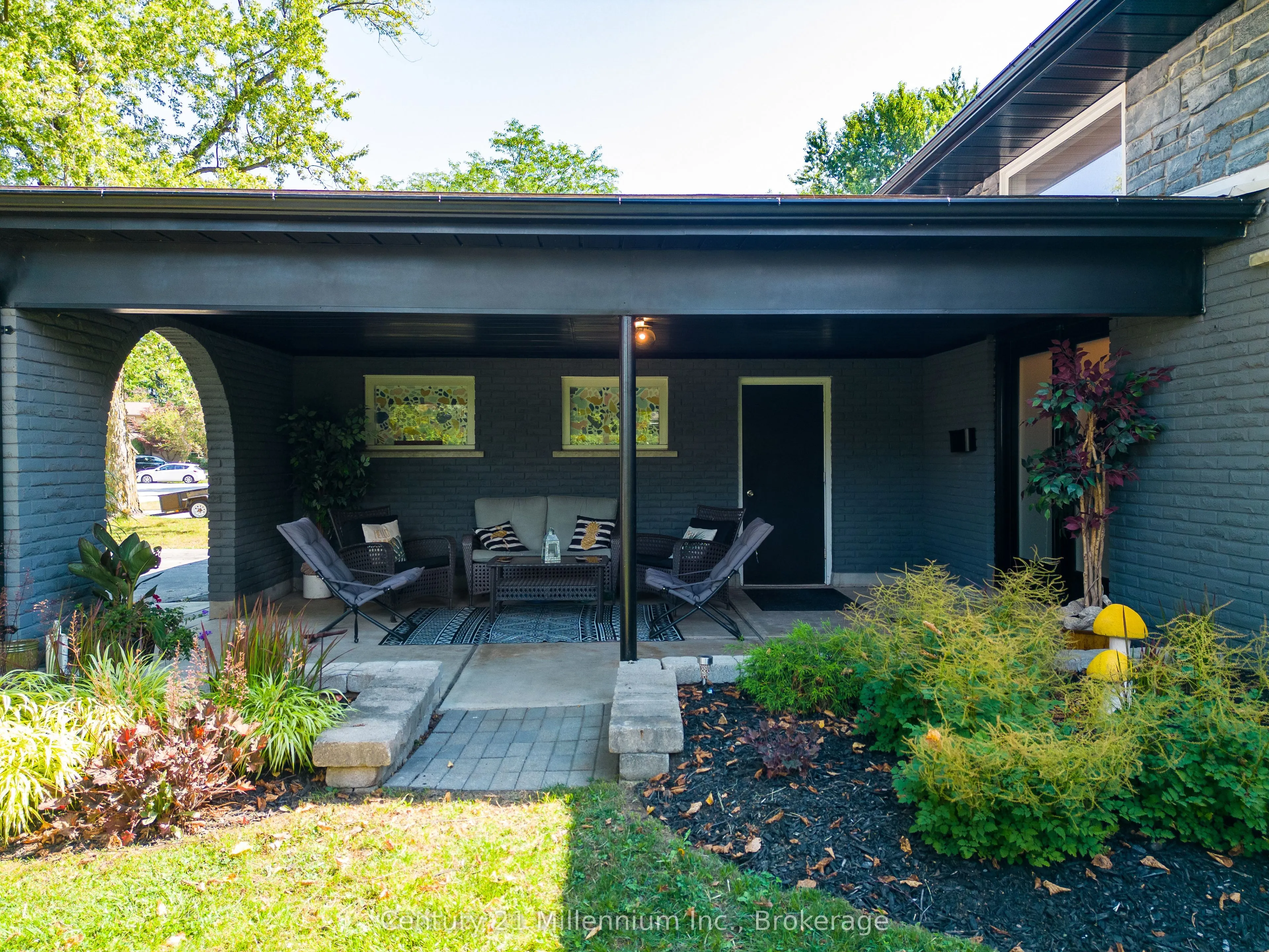 18 Bryan Drive