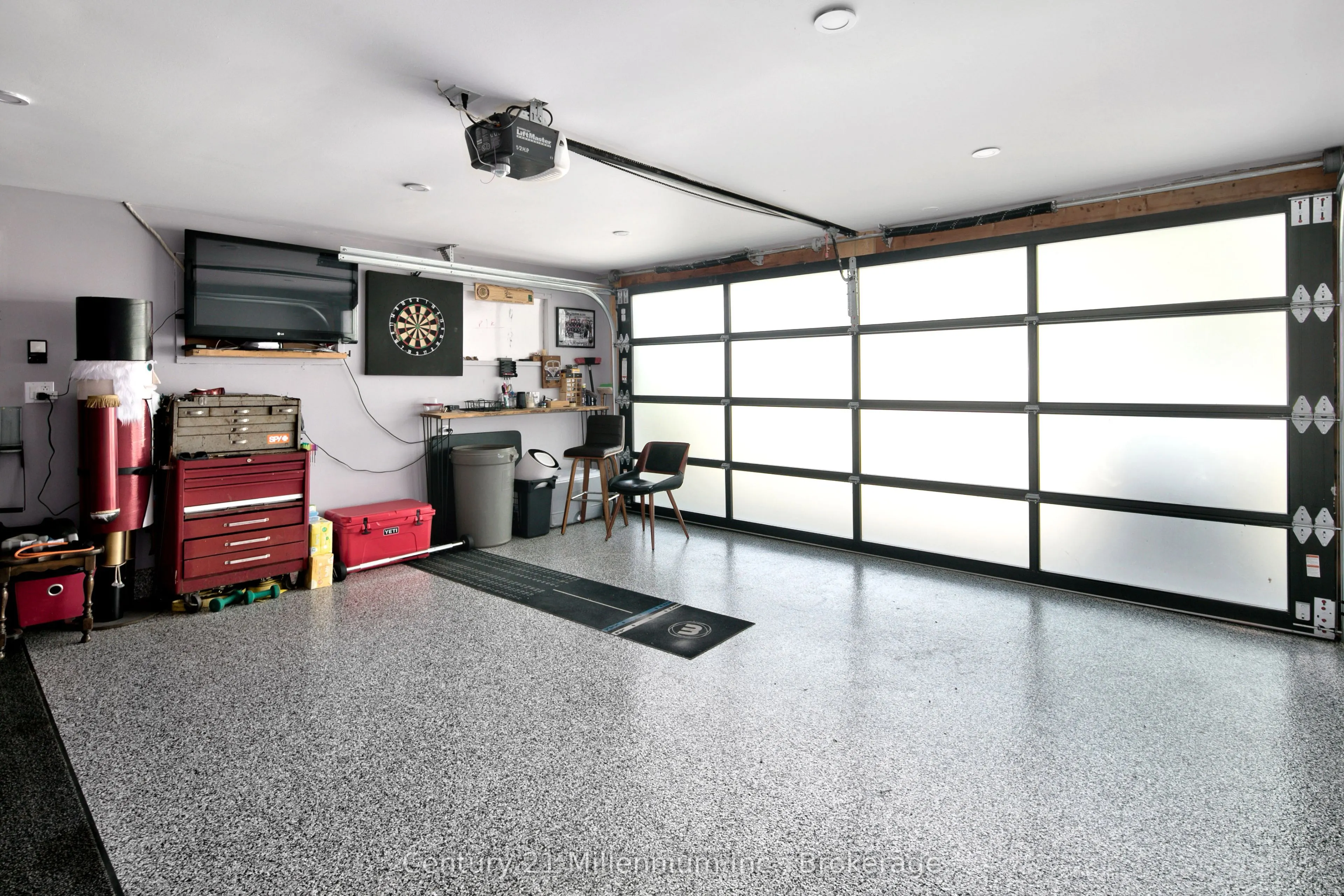 18 Bryan Drive
