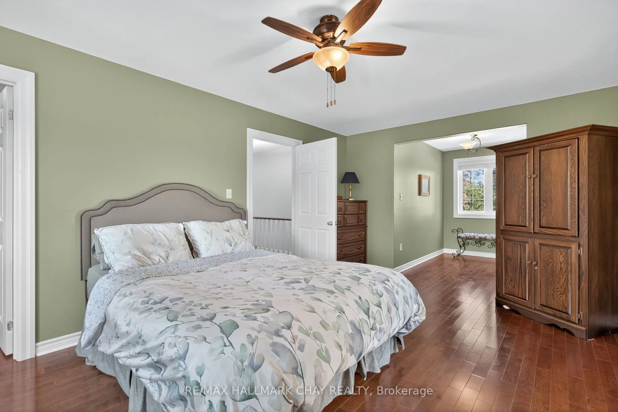 2 Mariposa Crescent