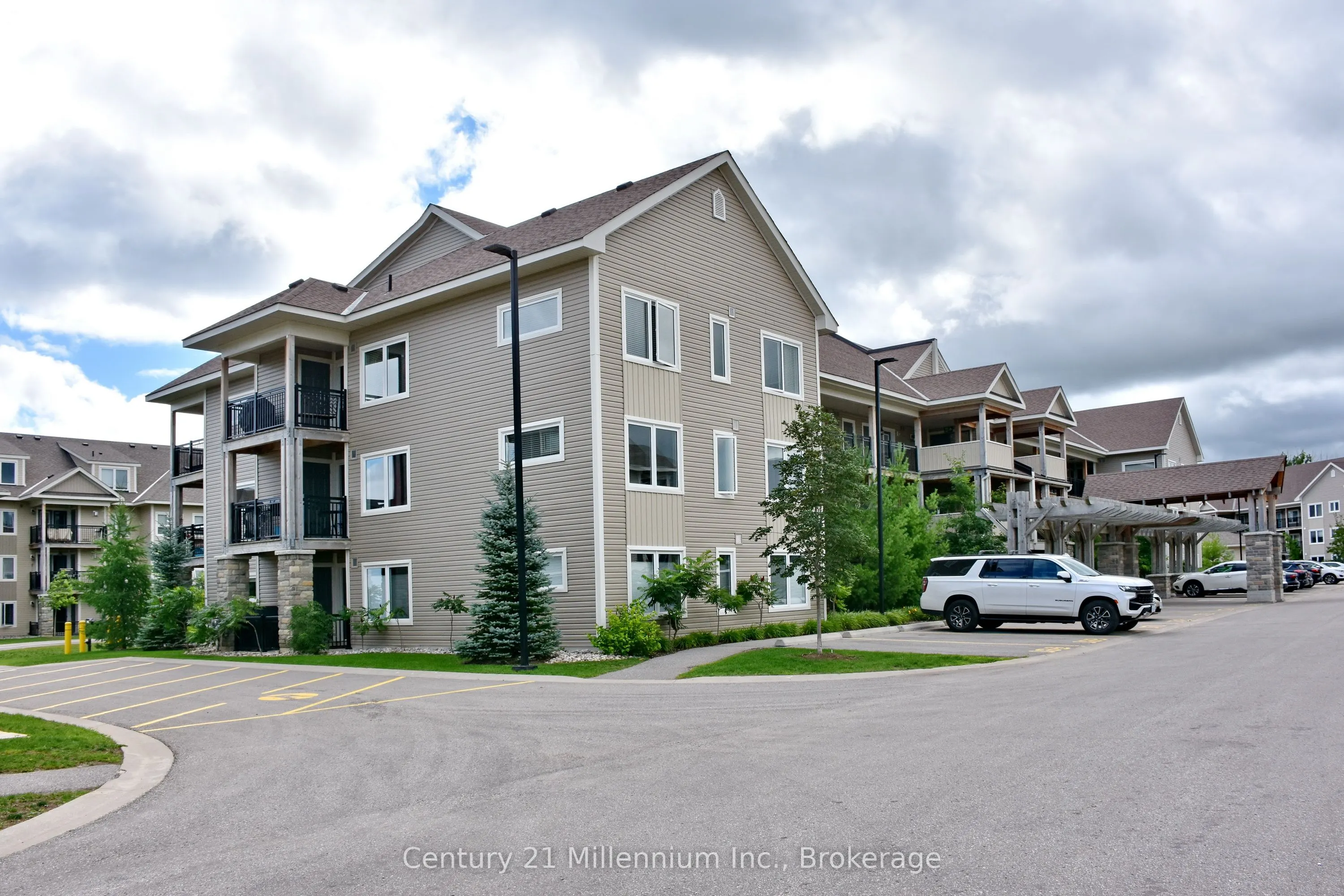 5 Anchorage Crescent, #201