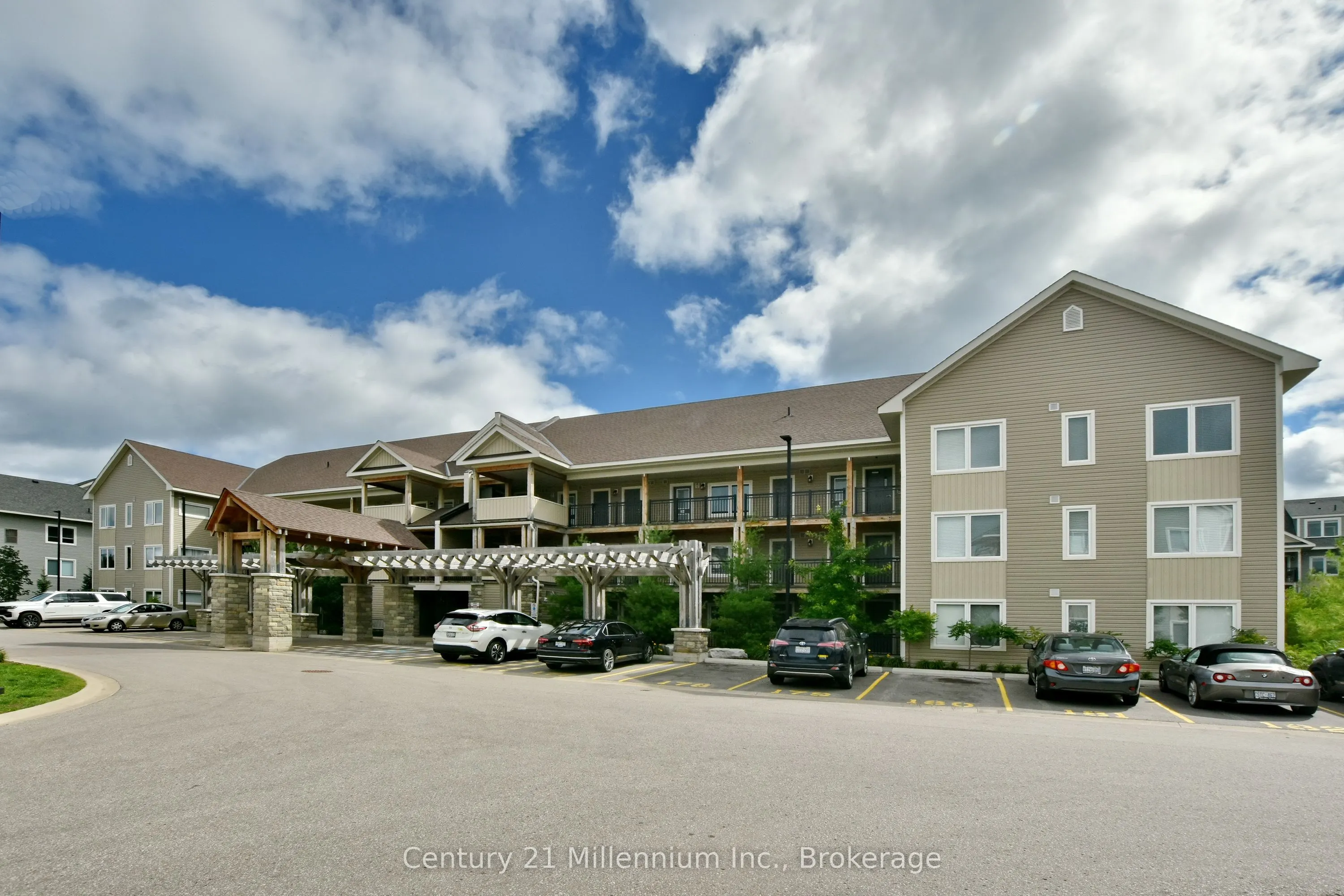 5 Anchorage Crescent, #201