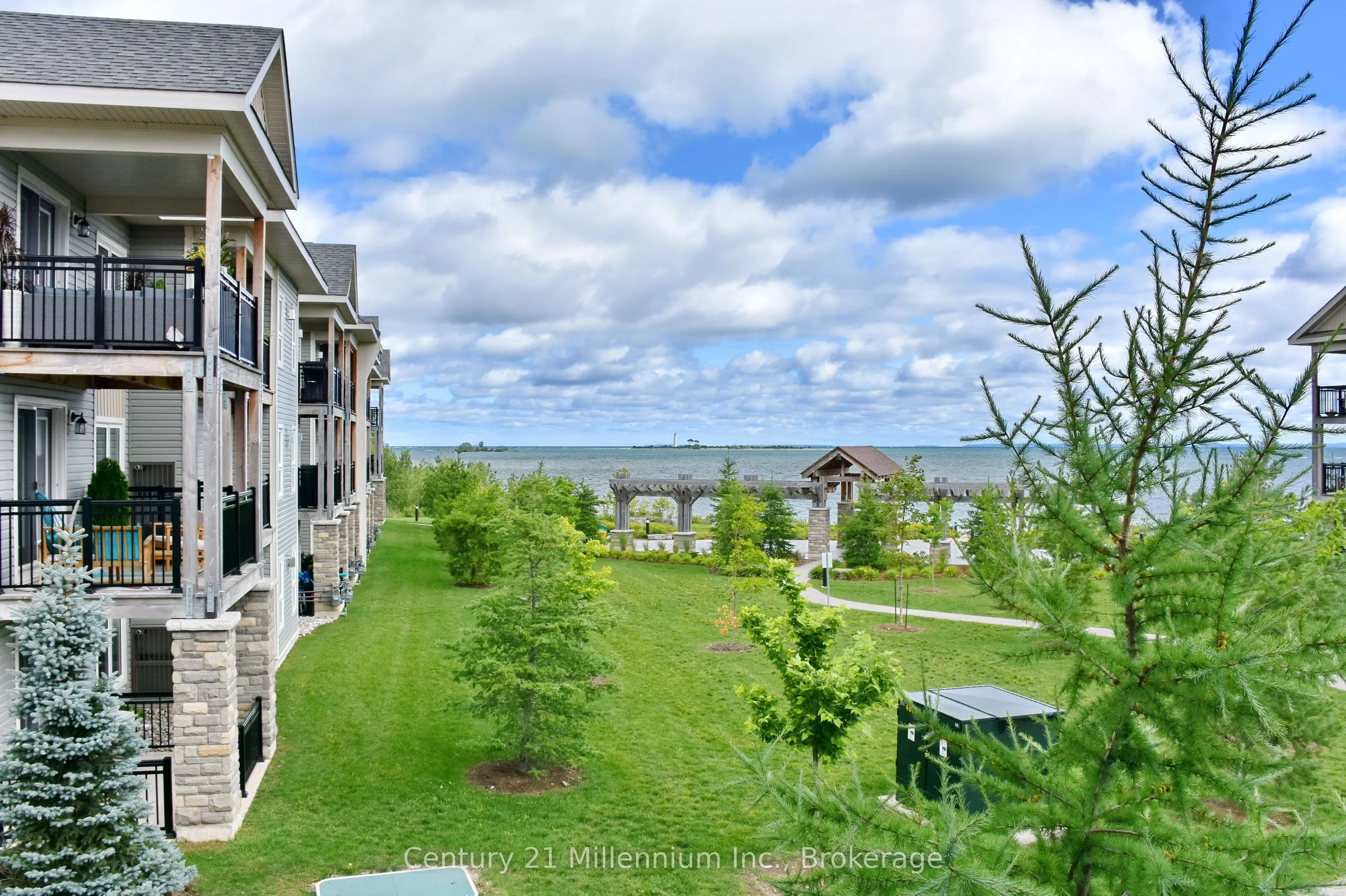 5 Anchorage Crescent, #201