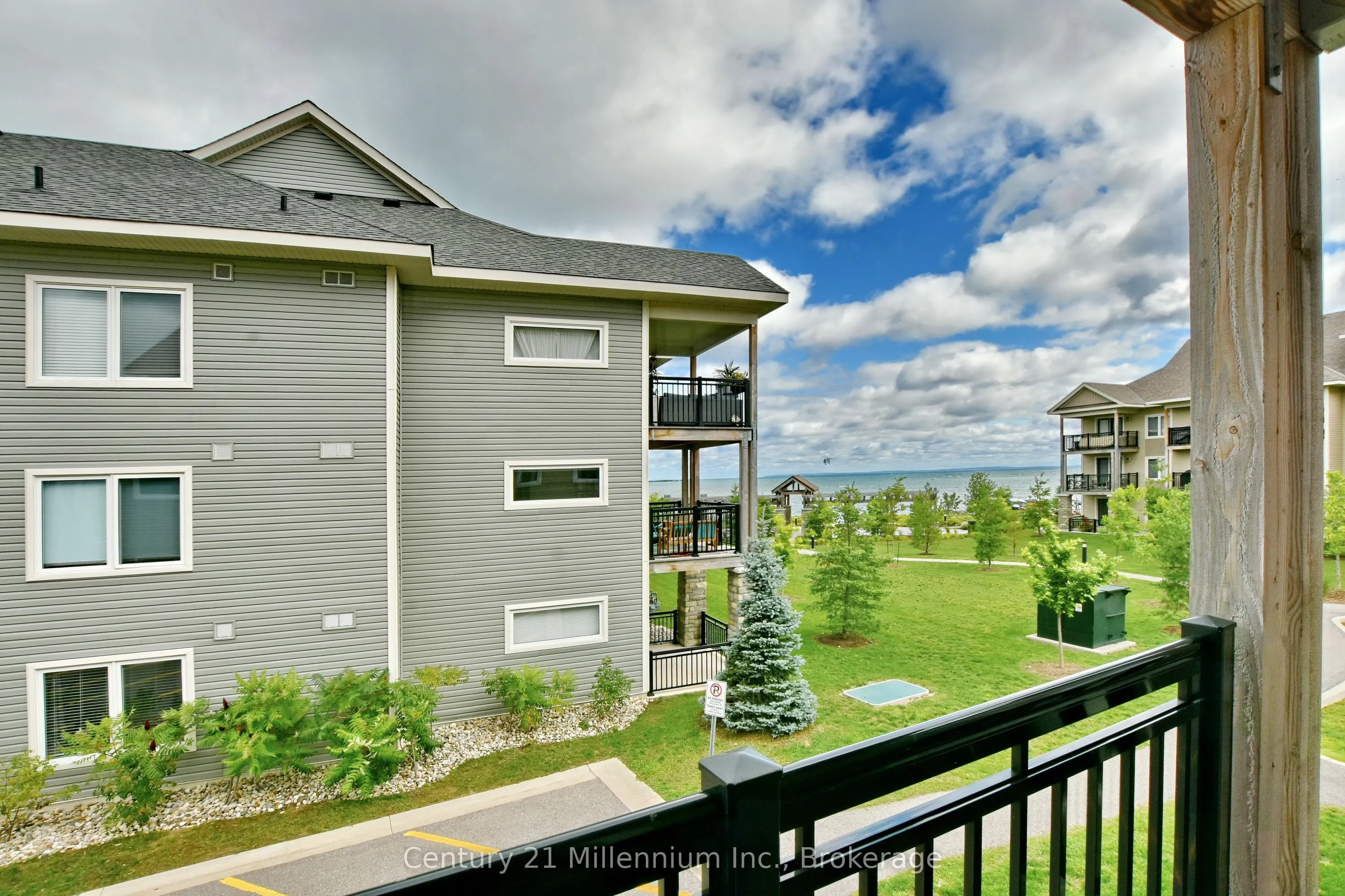 5 Anchorage Crescent, #201