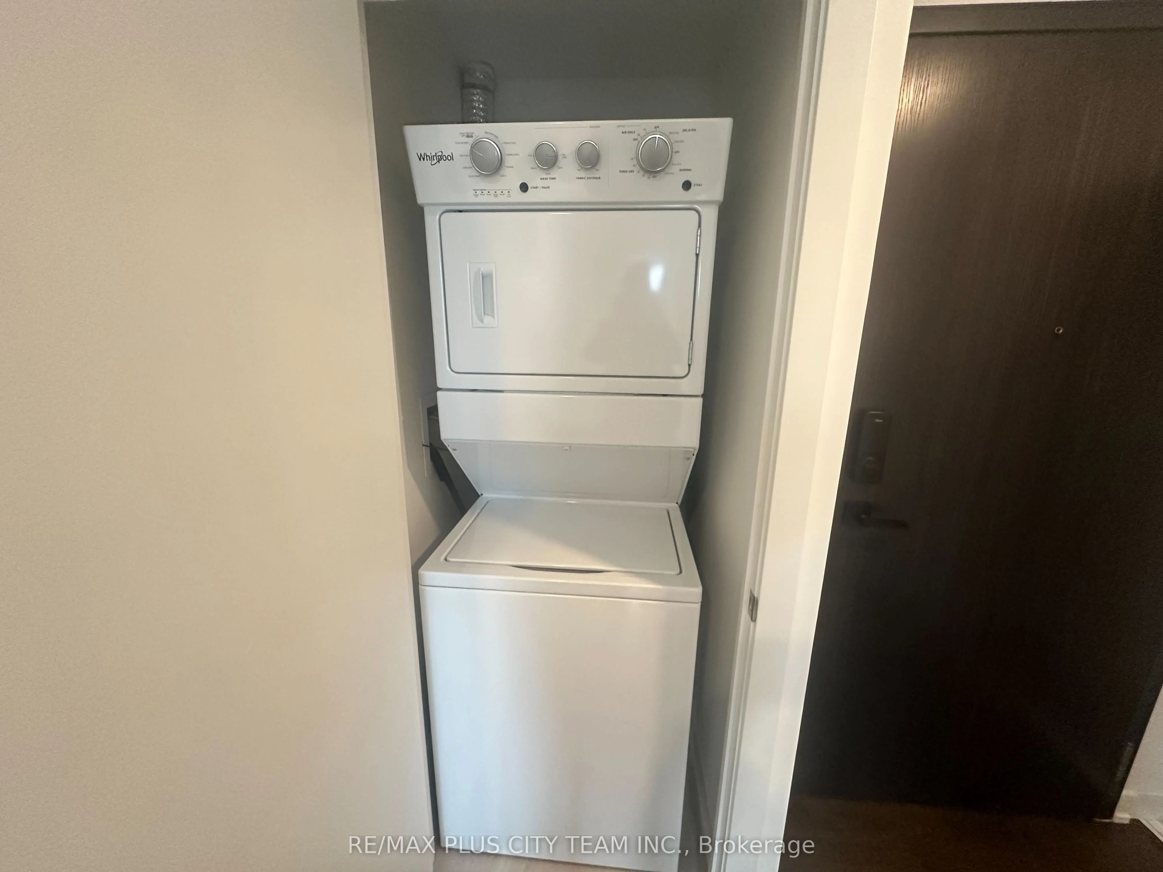 56 Lakeside Terrace, #405