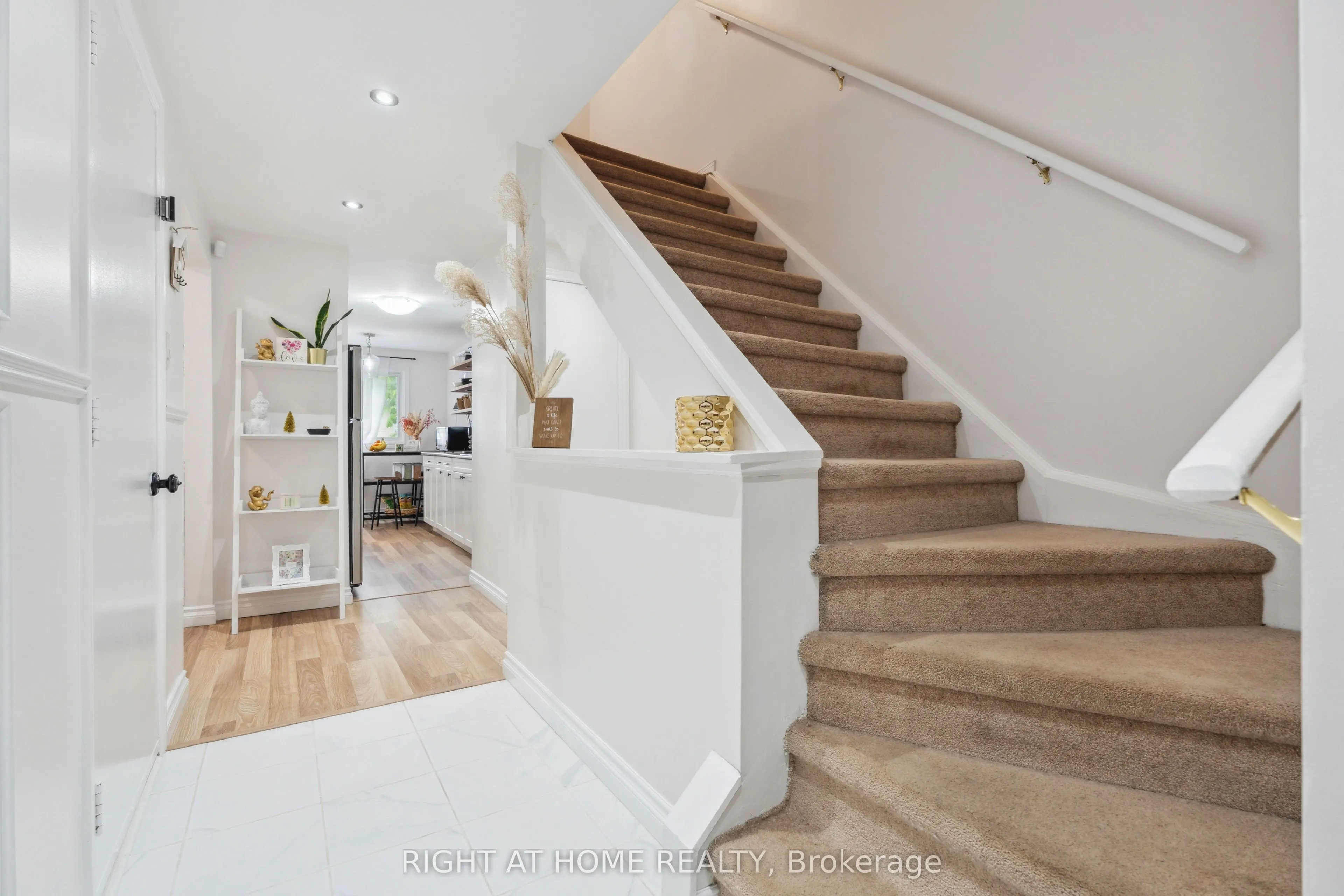 54 Shakespeare Crescent