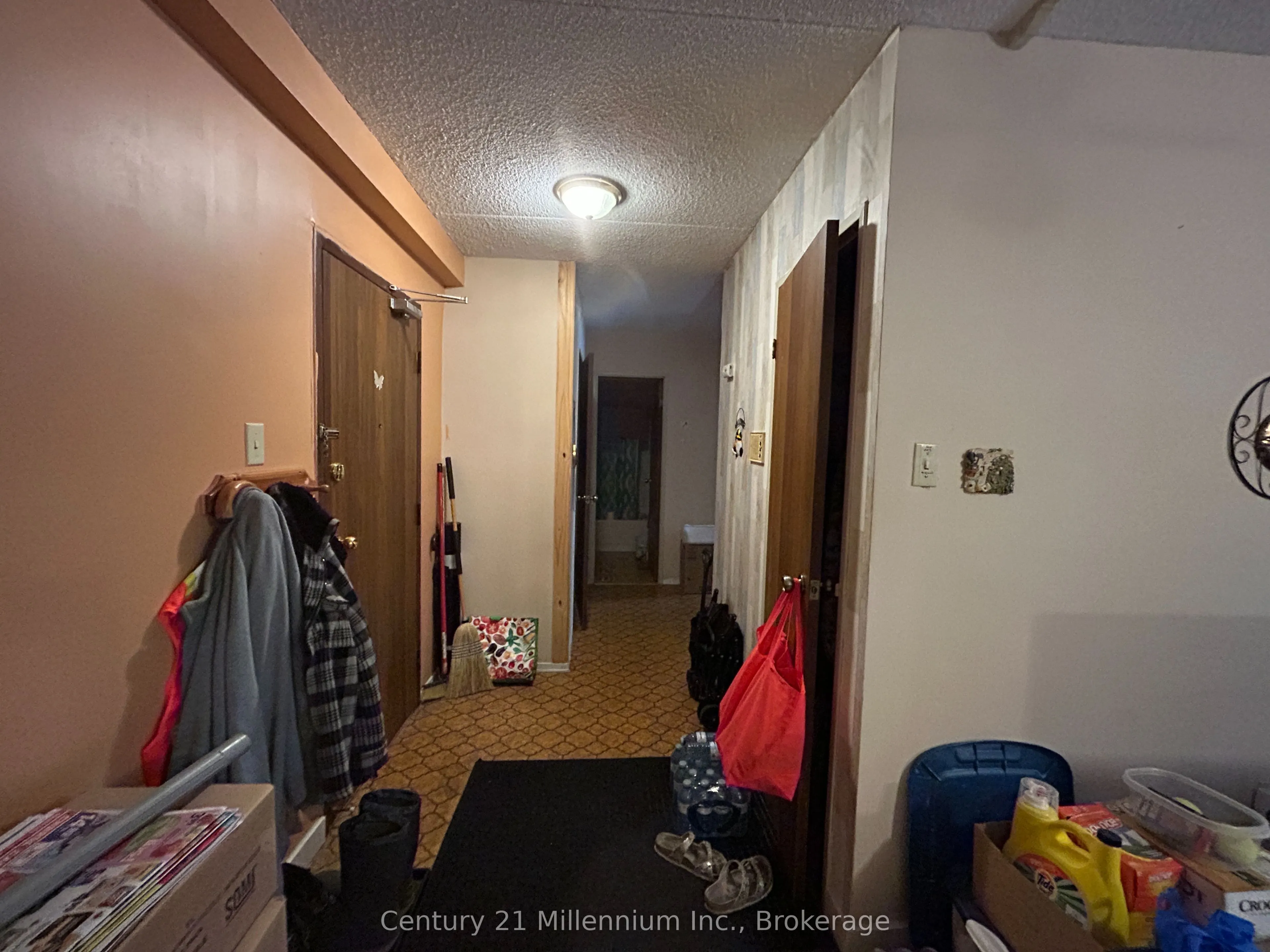 460 Ontario Street, #202