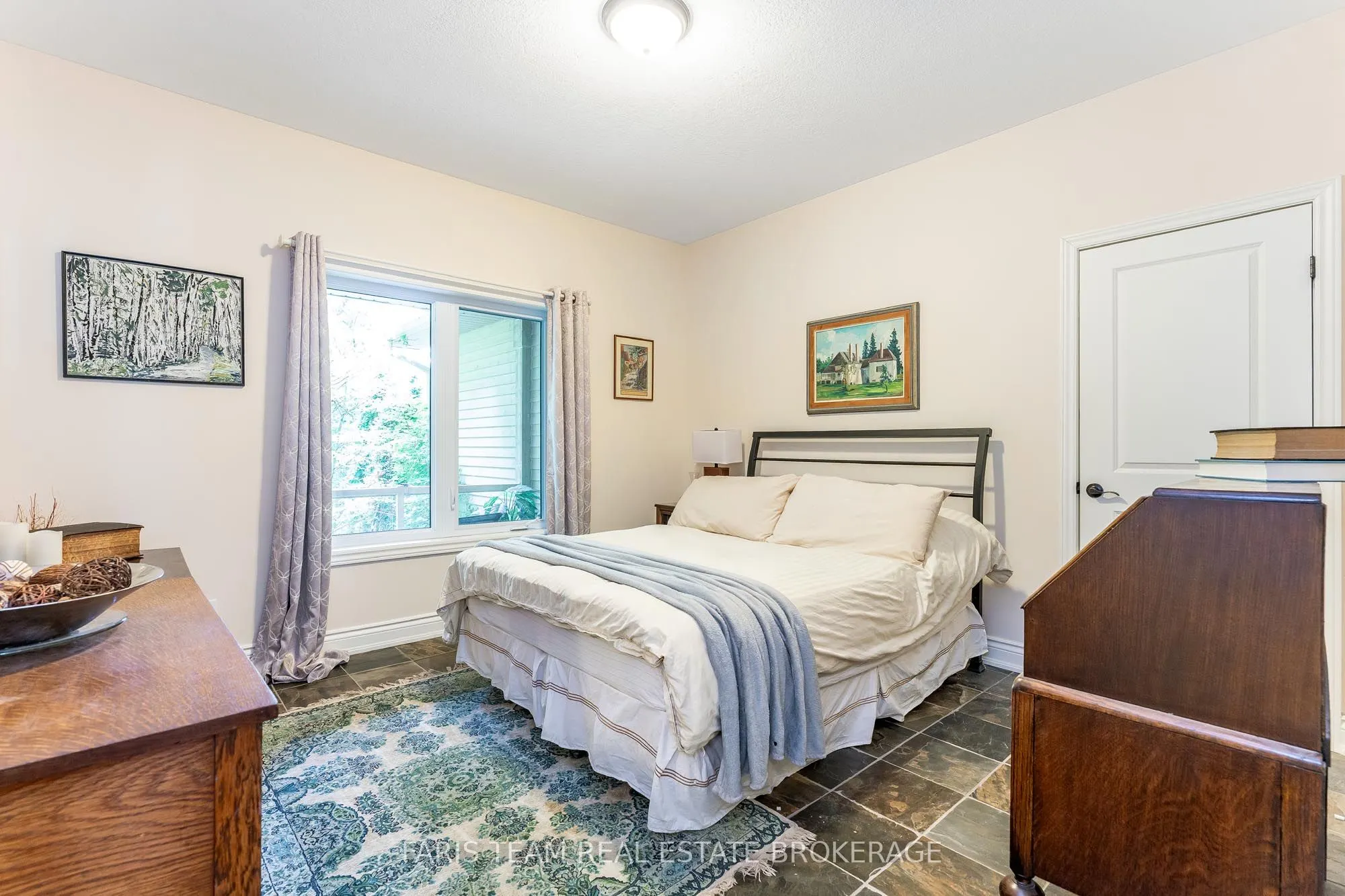 193 Gilwood Park Drive