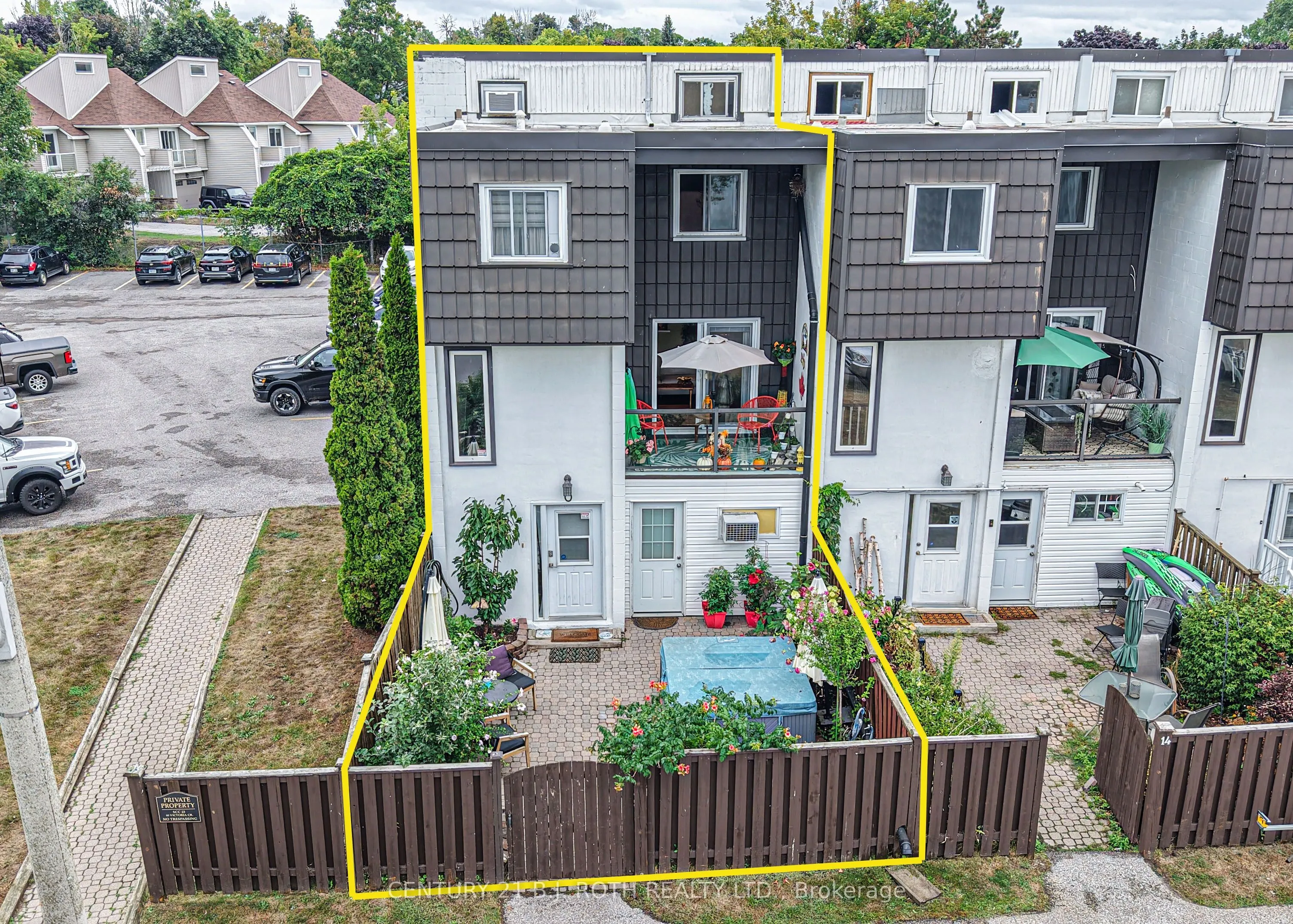 40 VICTORIA Crescent, #15