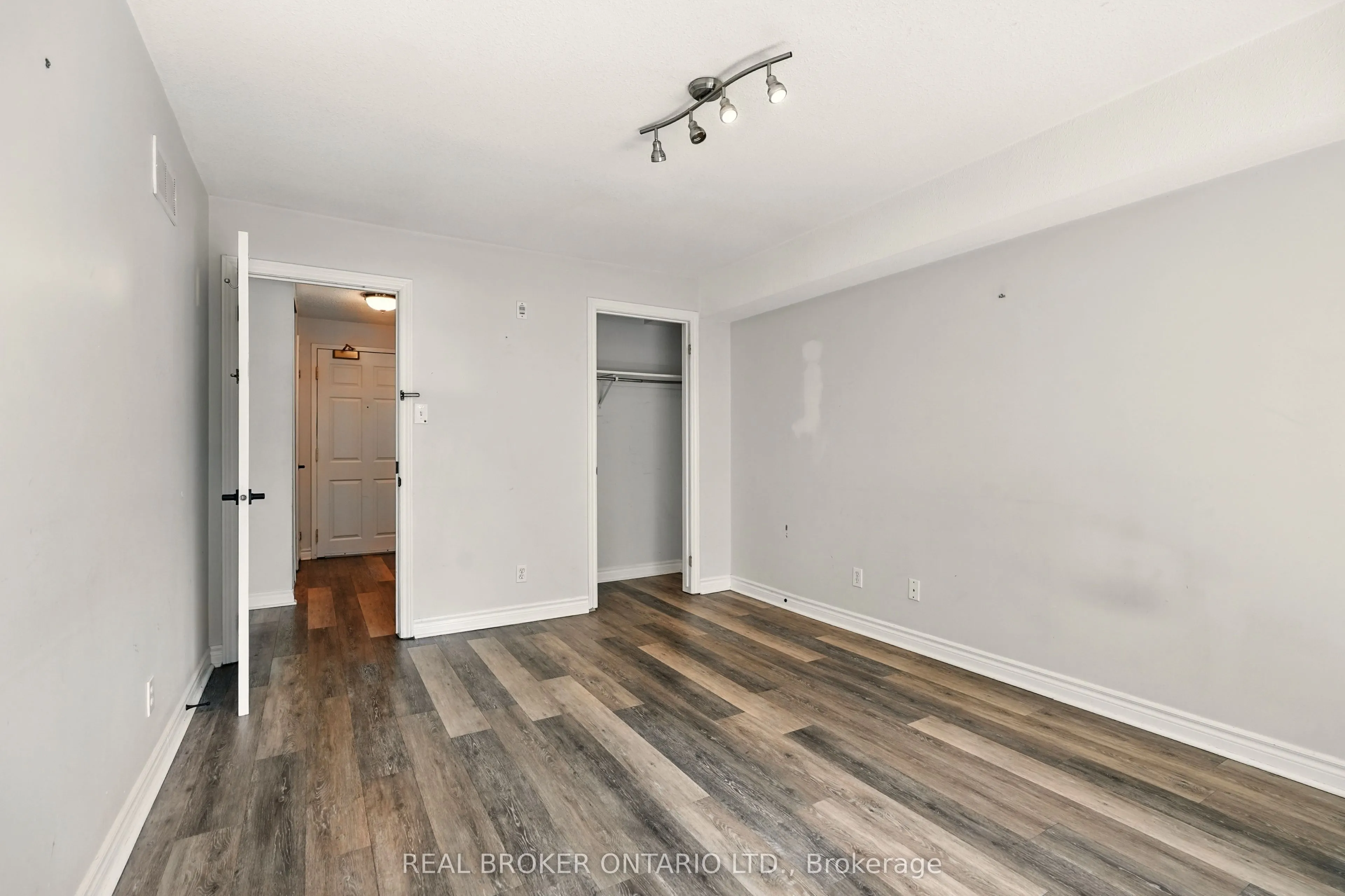 49 Jacobs Terrace, #303