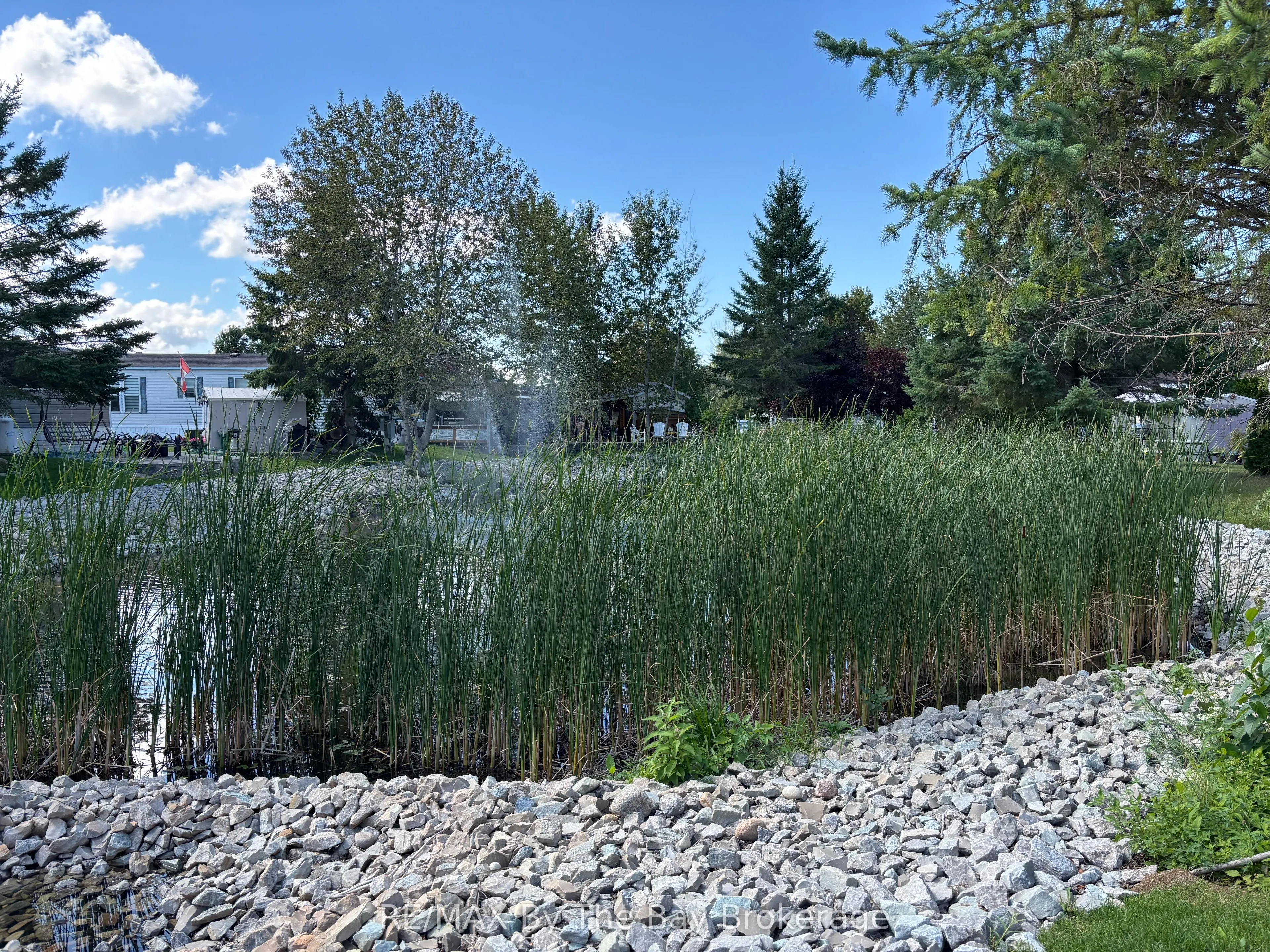 15 Huron Circle