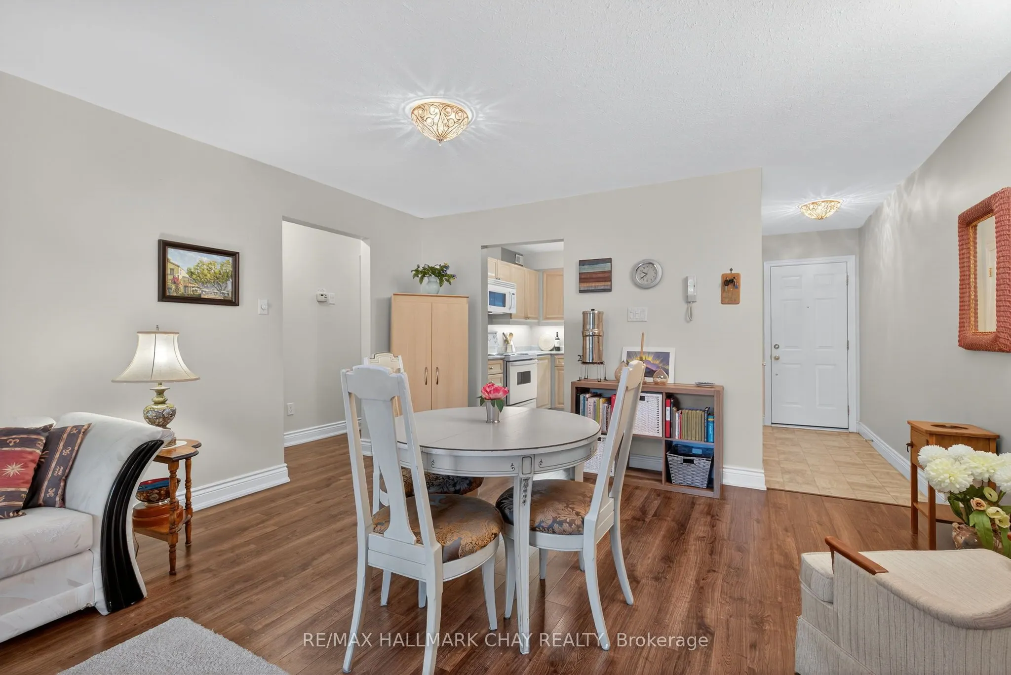 222 Steel Street, #10
