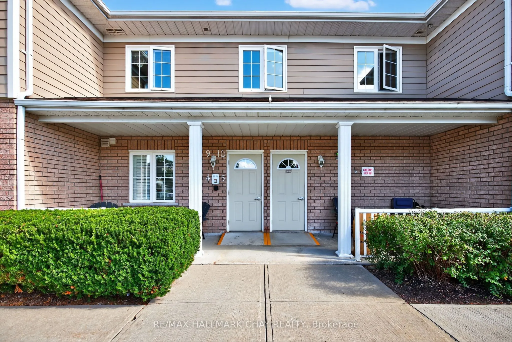 222 Steel Street, #10