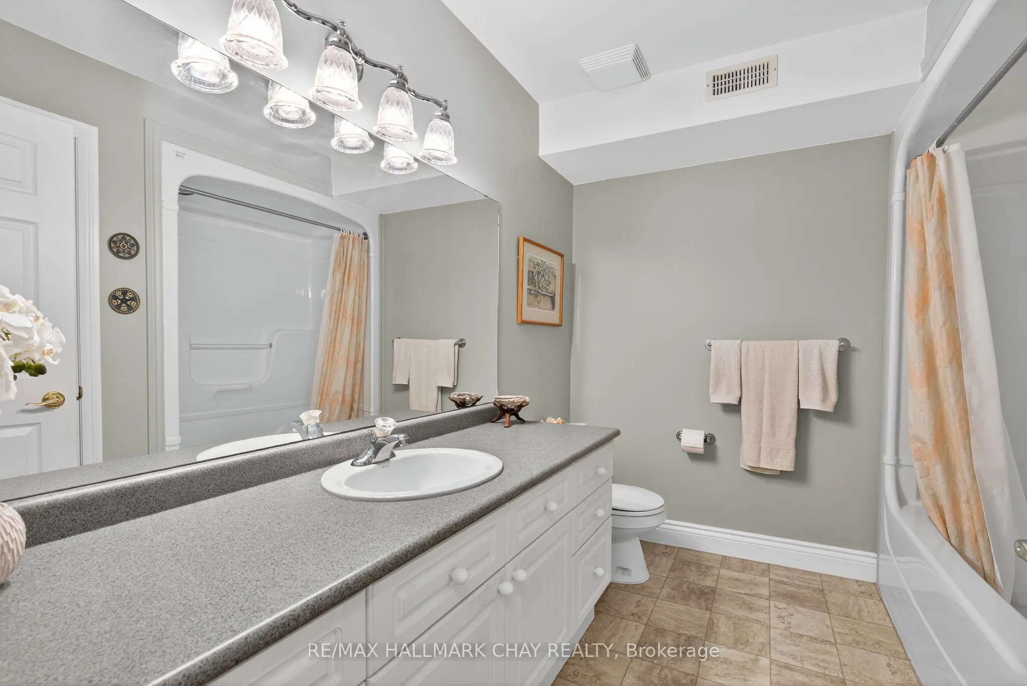 222 Steel Street, #10