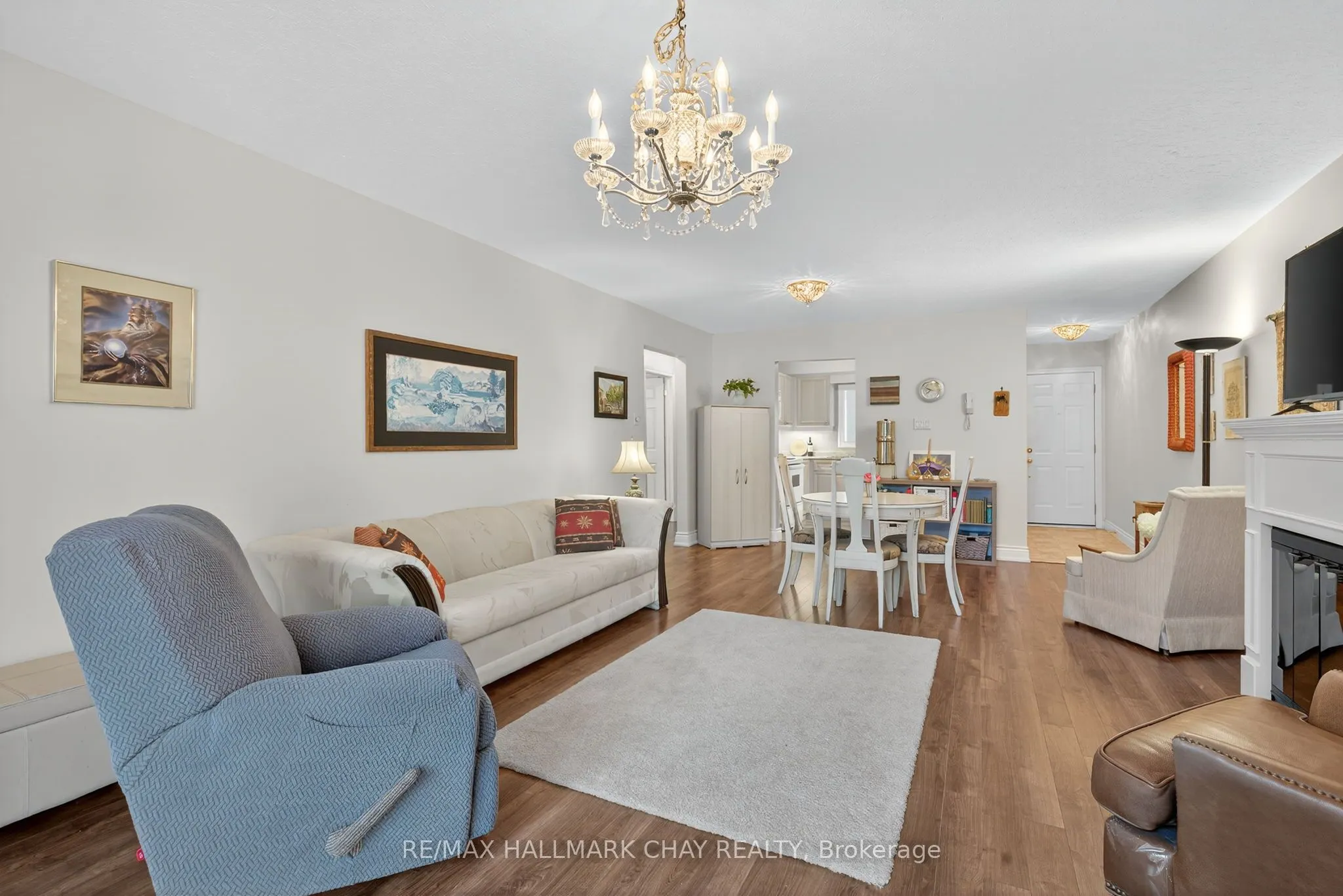 222 Steel Street, #10