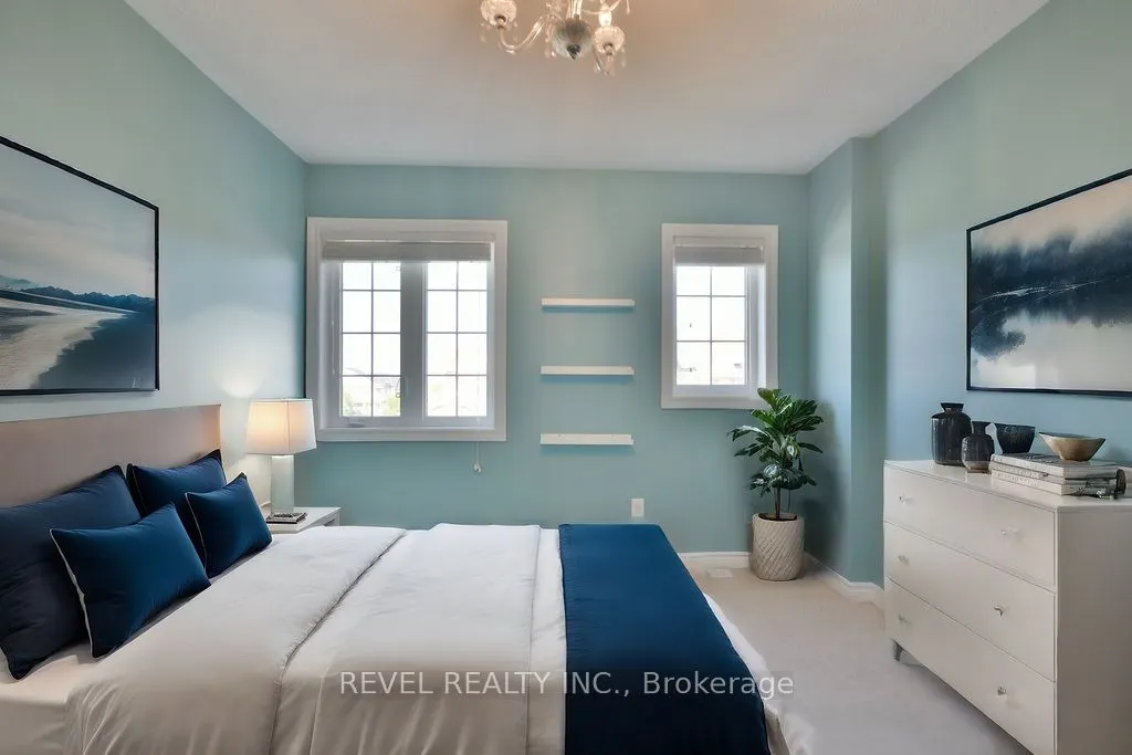 166 SUCCESSION Crescent