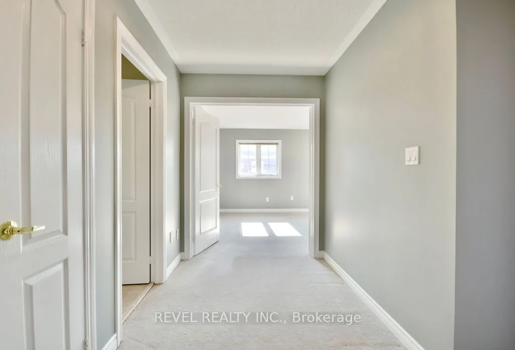 166 SUCCESSION Crescent