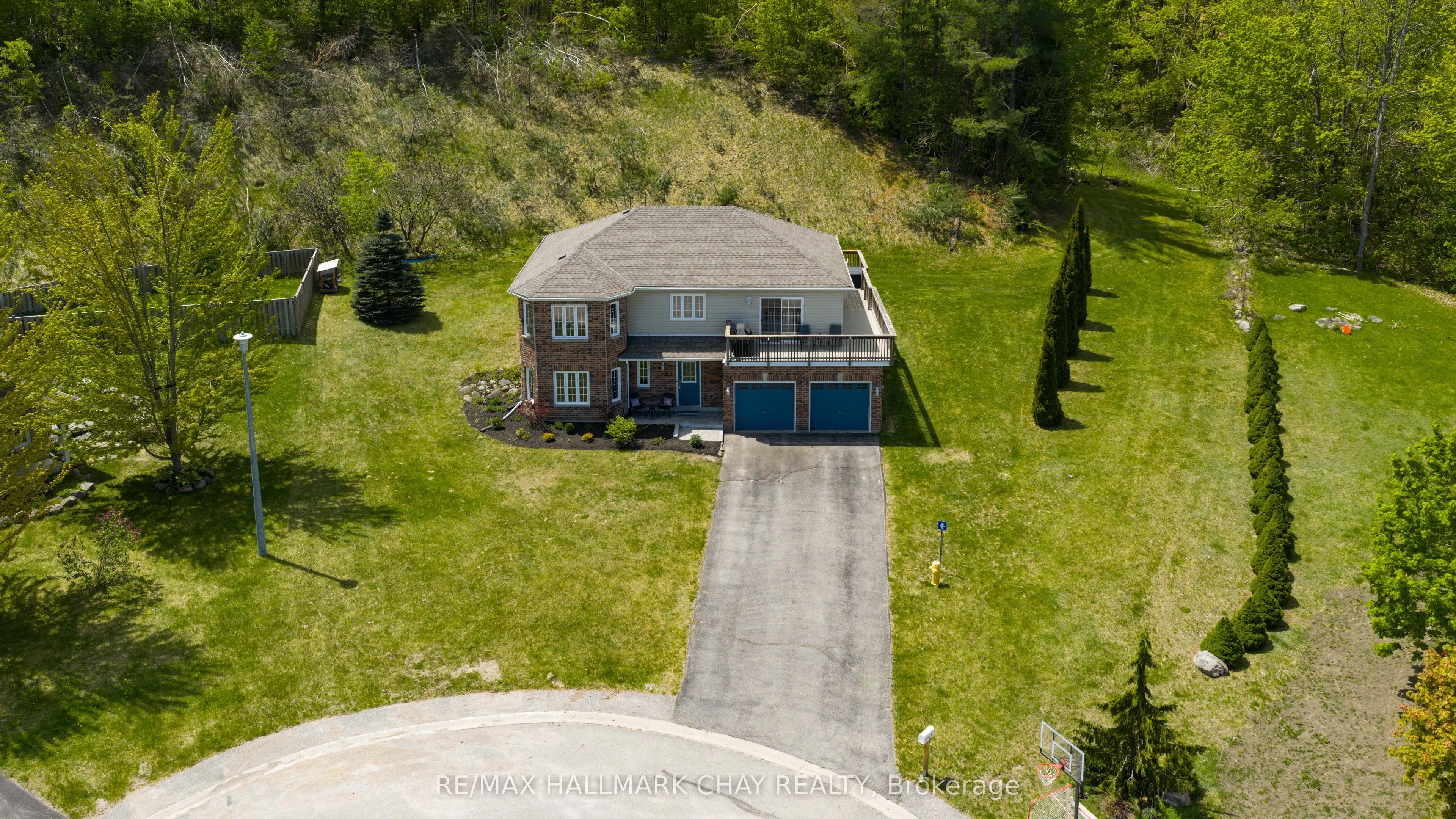 8 Ash Court