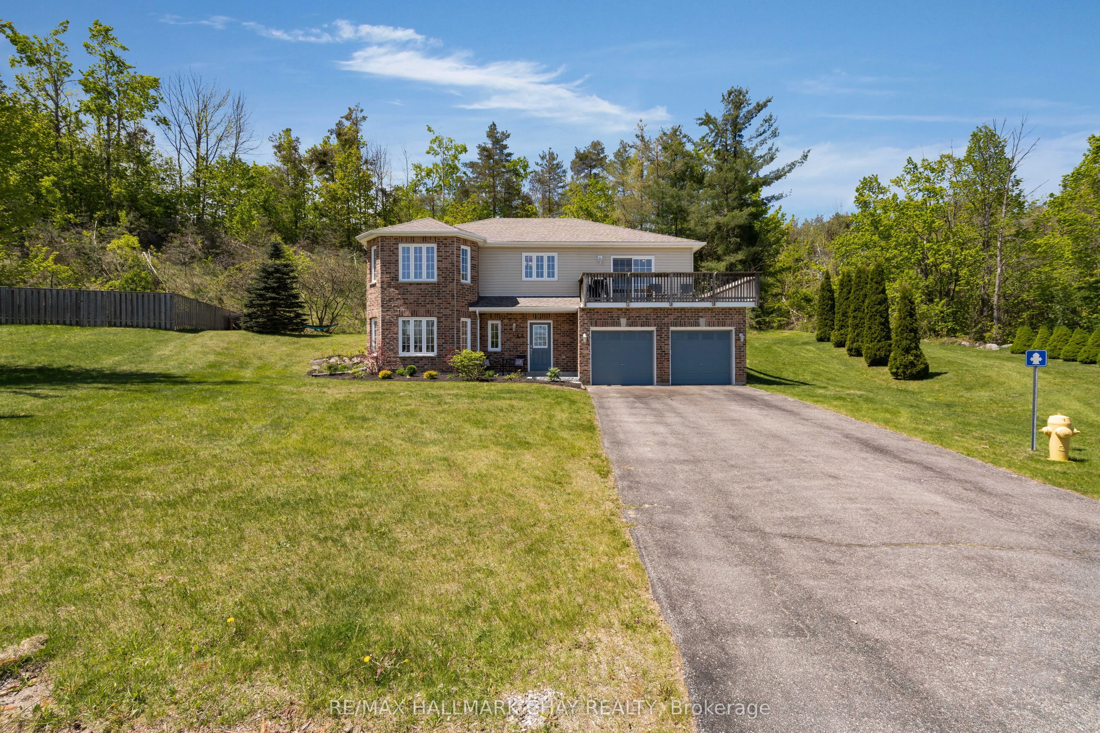 8 Ash Court