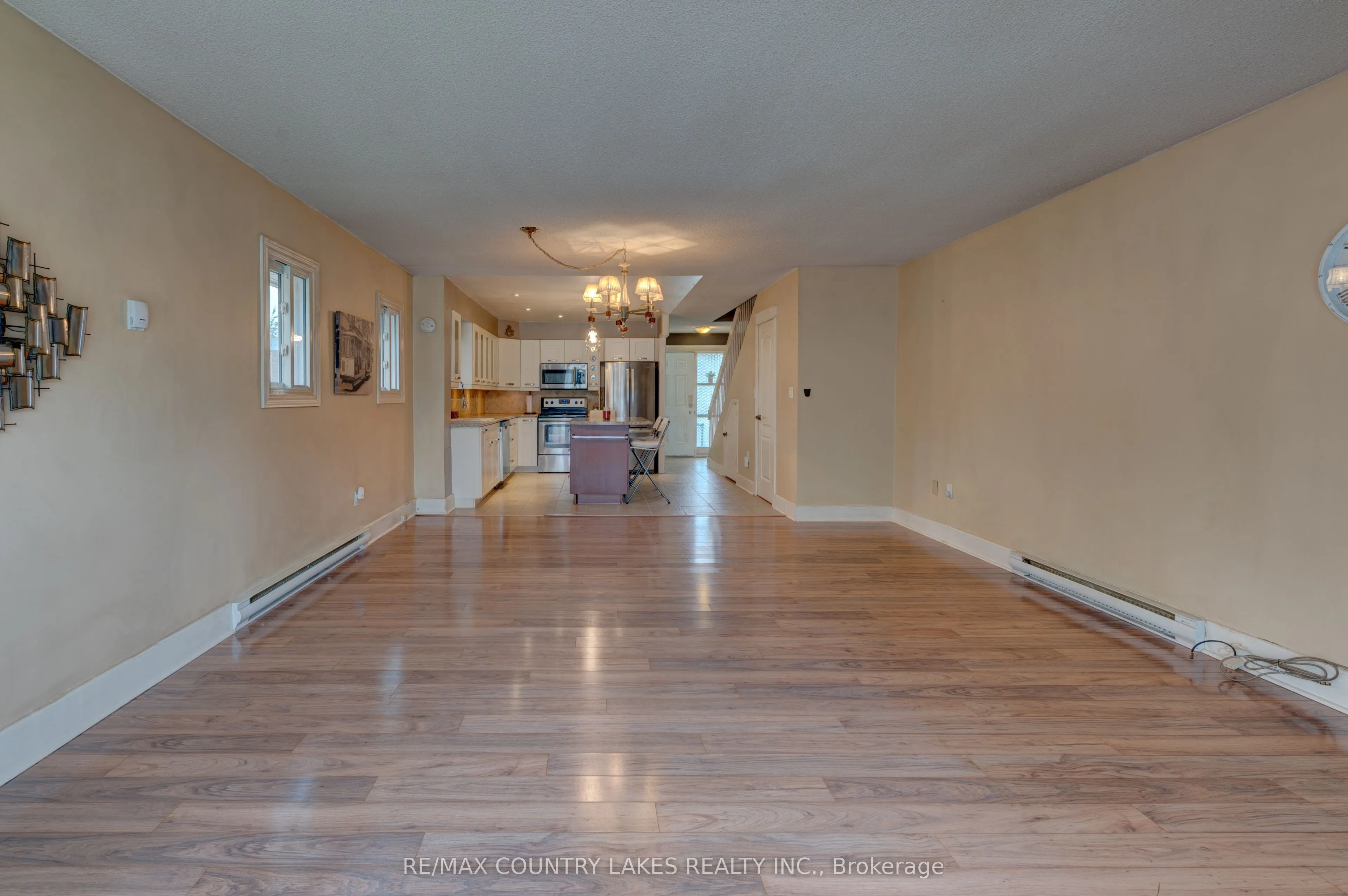 4 Paradise Boulevard, #1