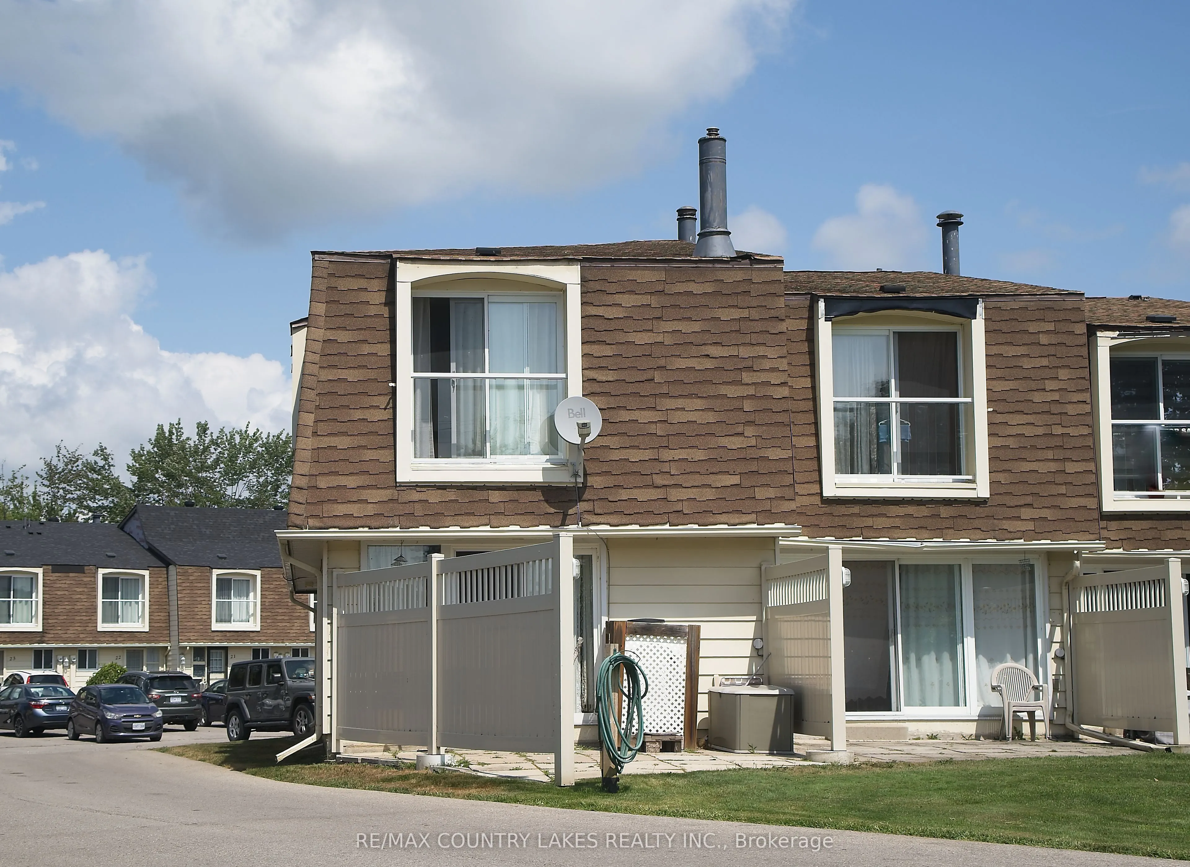 4 Paradise Boulevard, #1