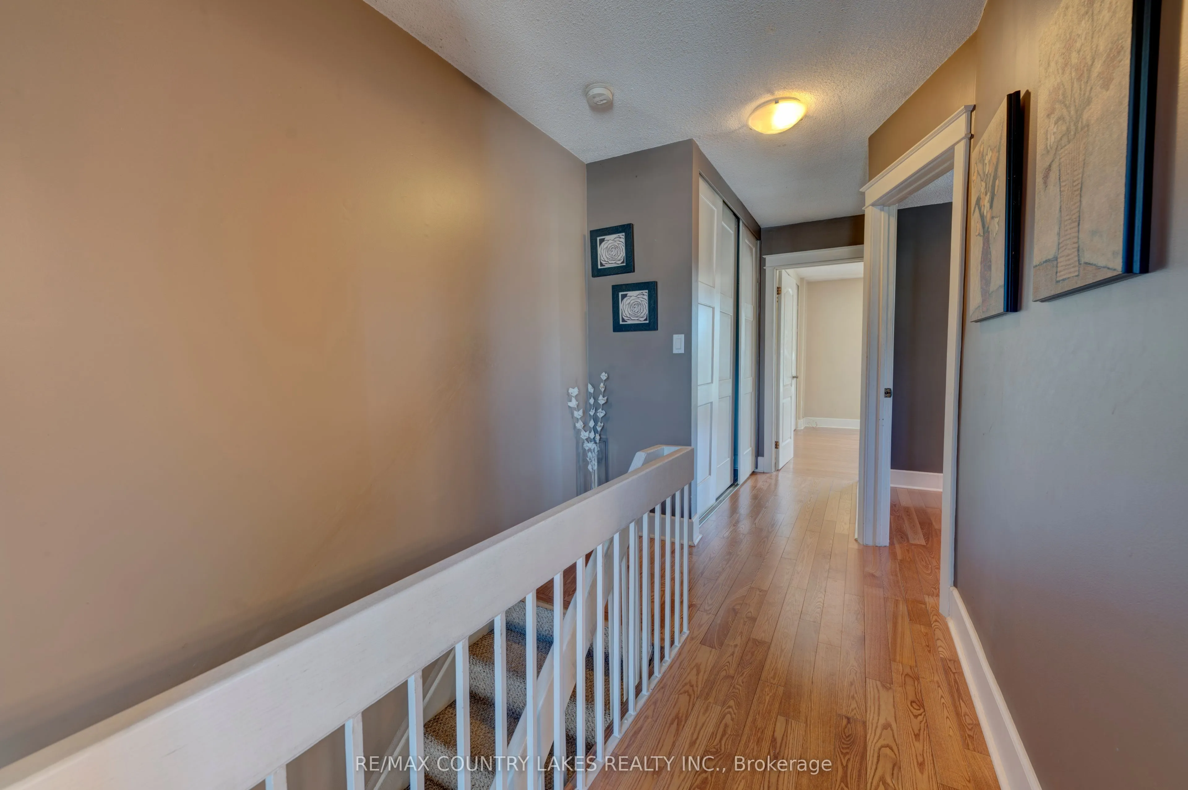 4 Paradise Boulevard, #1