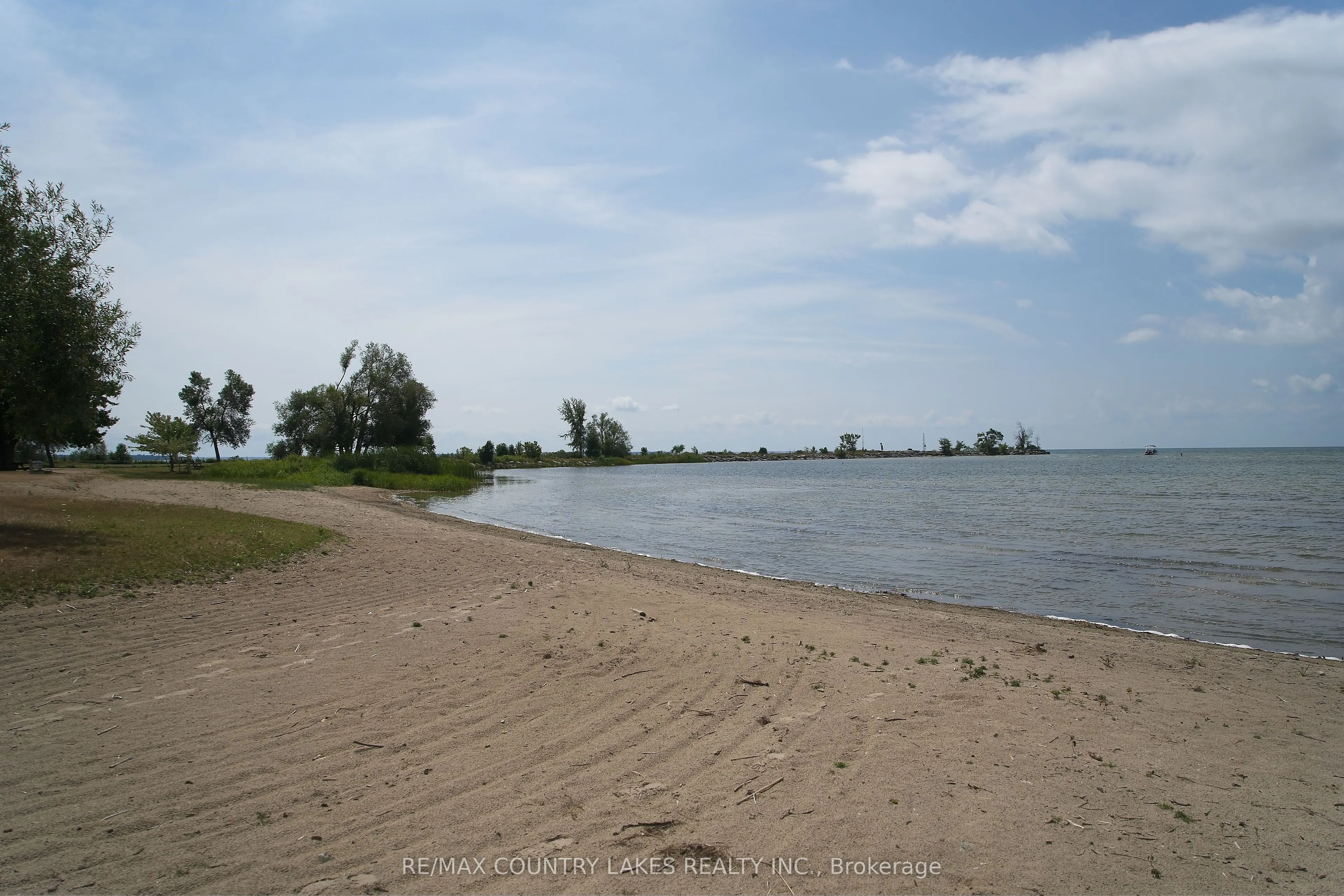 4 Paradise Boulevard, #1