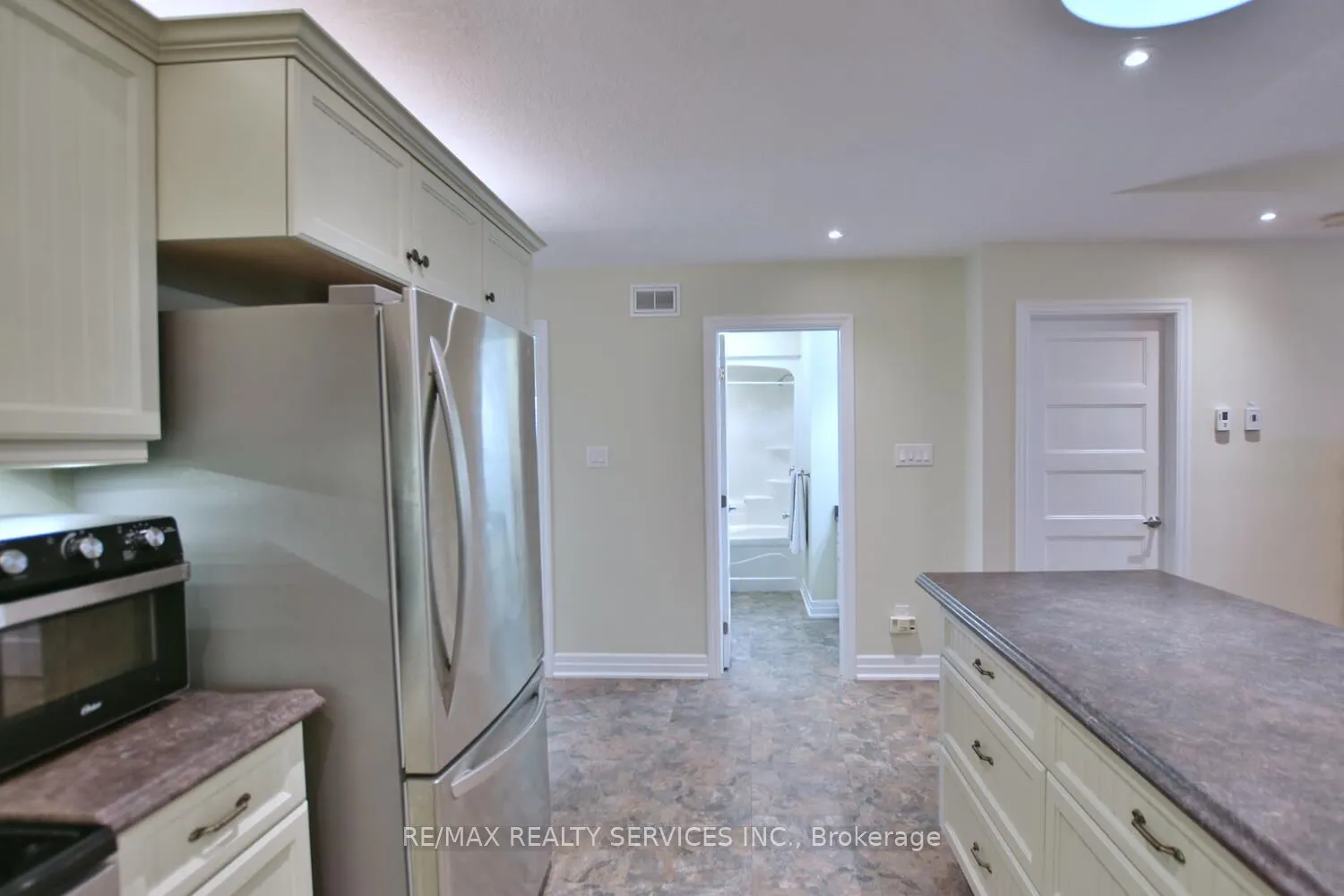45 Clover Crescent