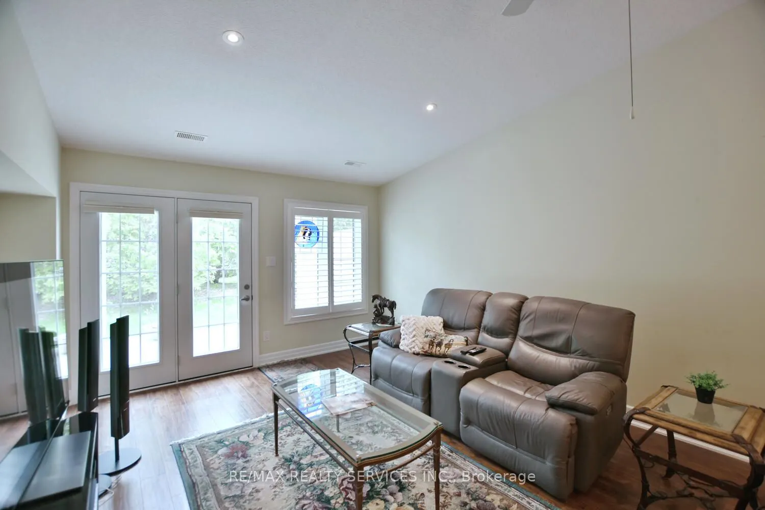 45 Clover Crescent