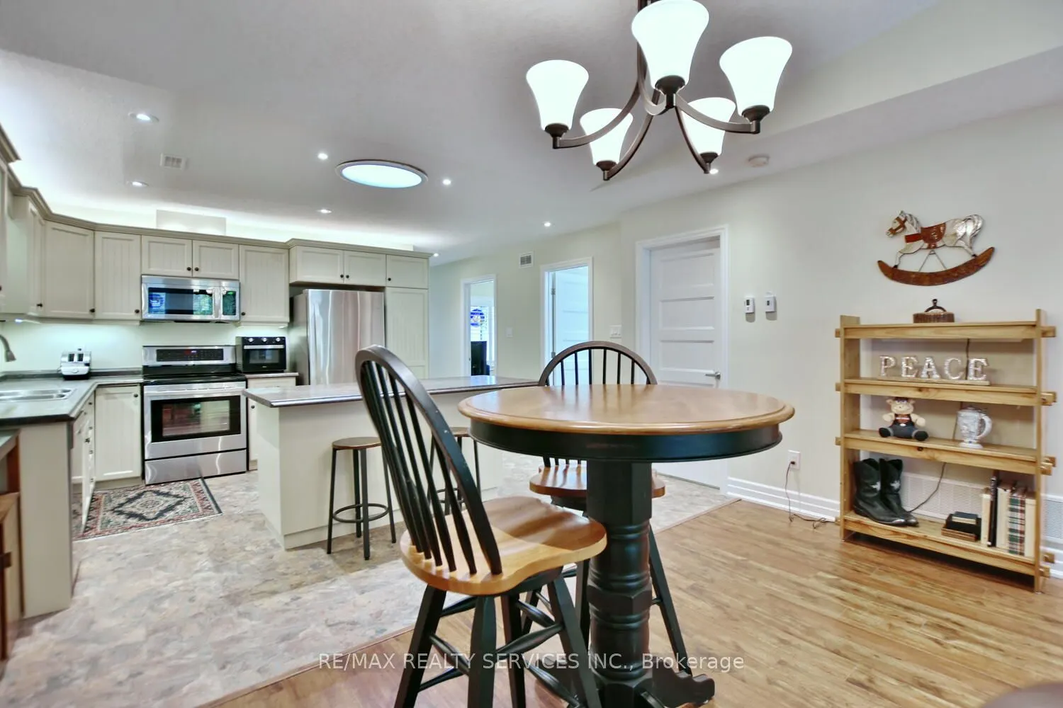 45 Clover Crescent