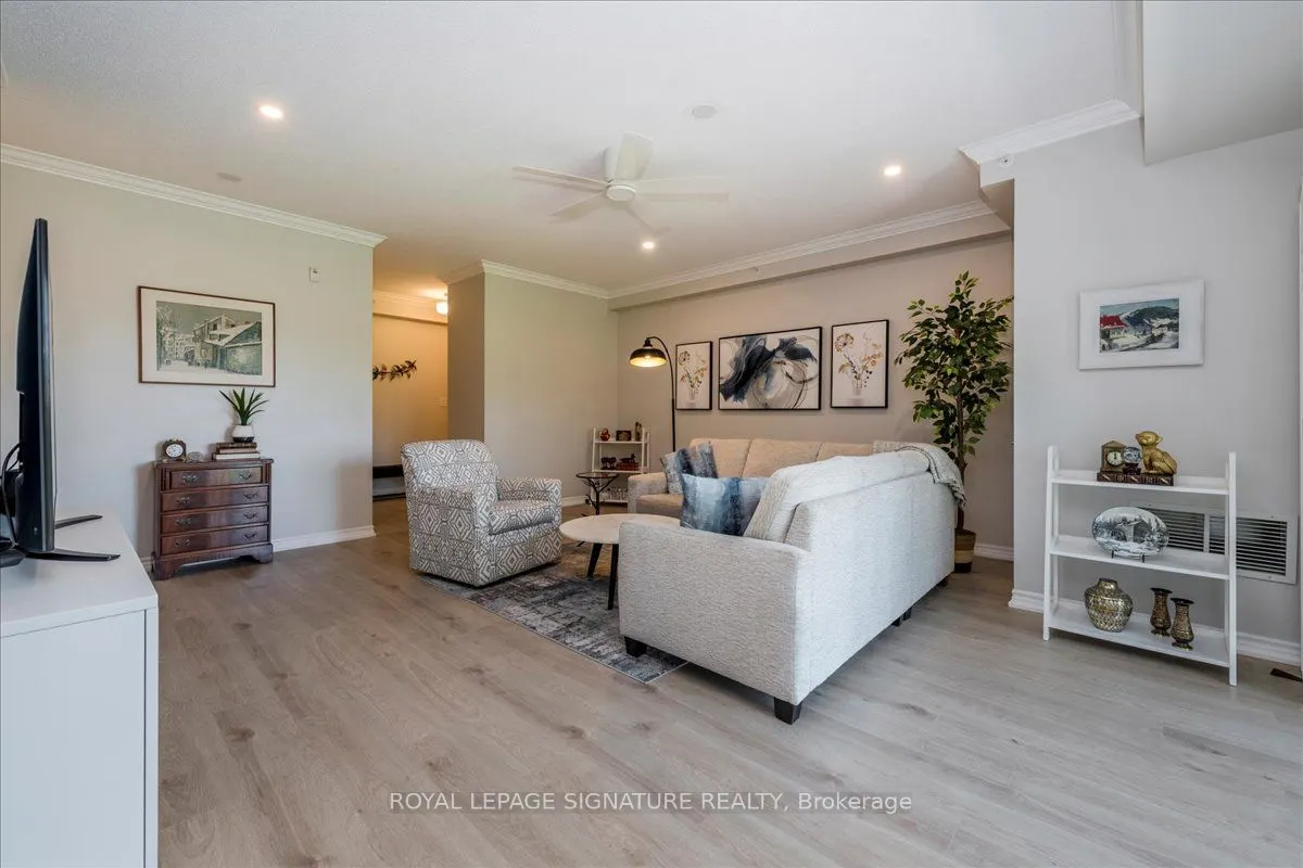 45 Ferndale Drive S, #301