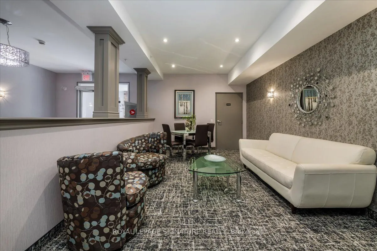 45 Ferndale Drive S, #301