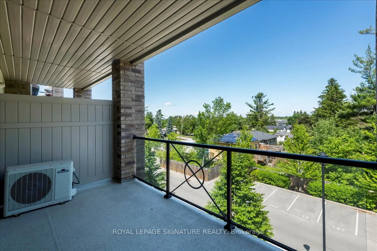 45 Ferndale Drive S, #301