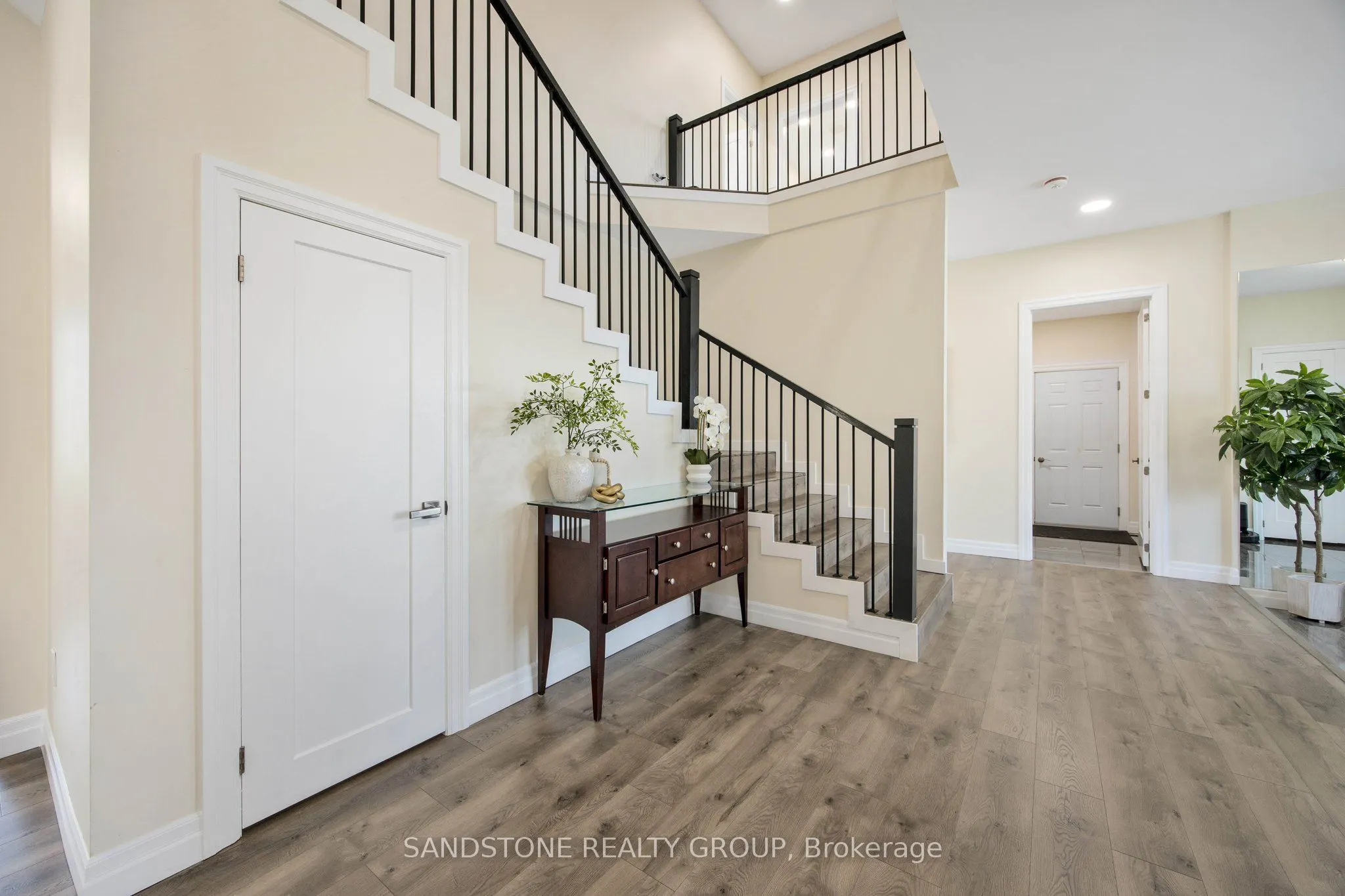 6 Dorothys Drive