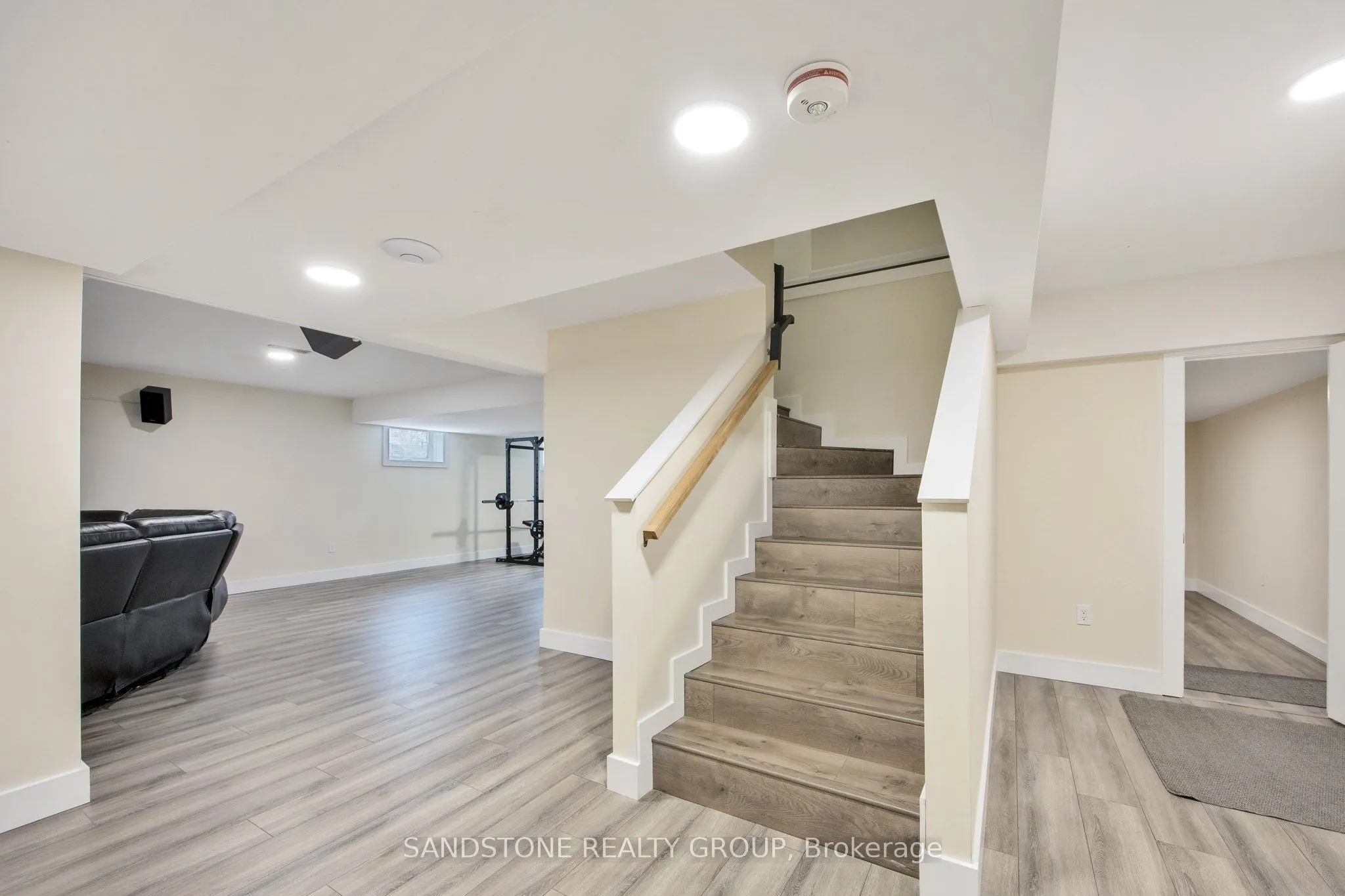 6 Dorothys Drive