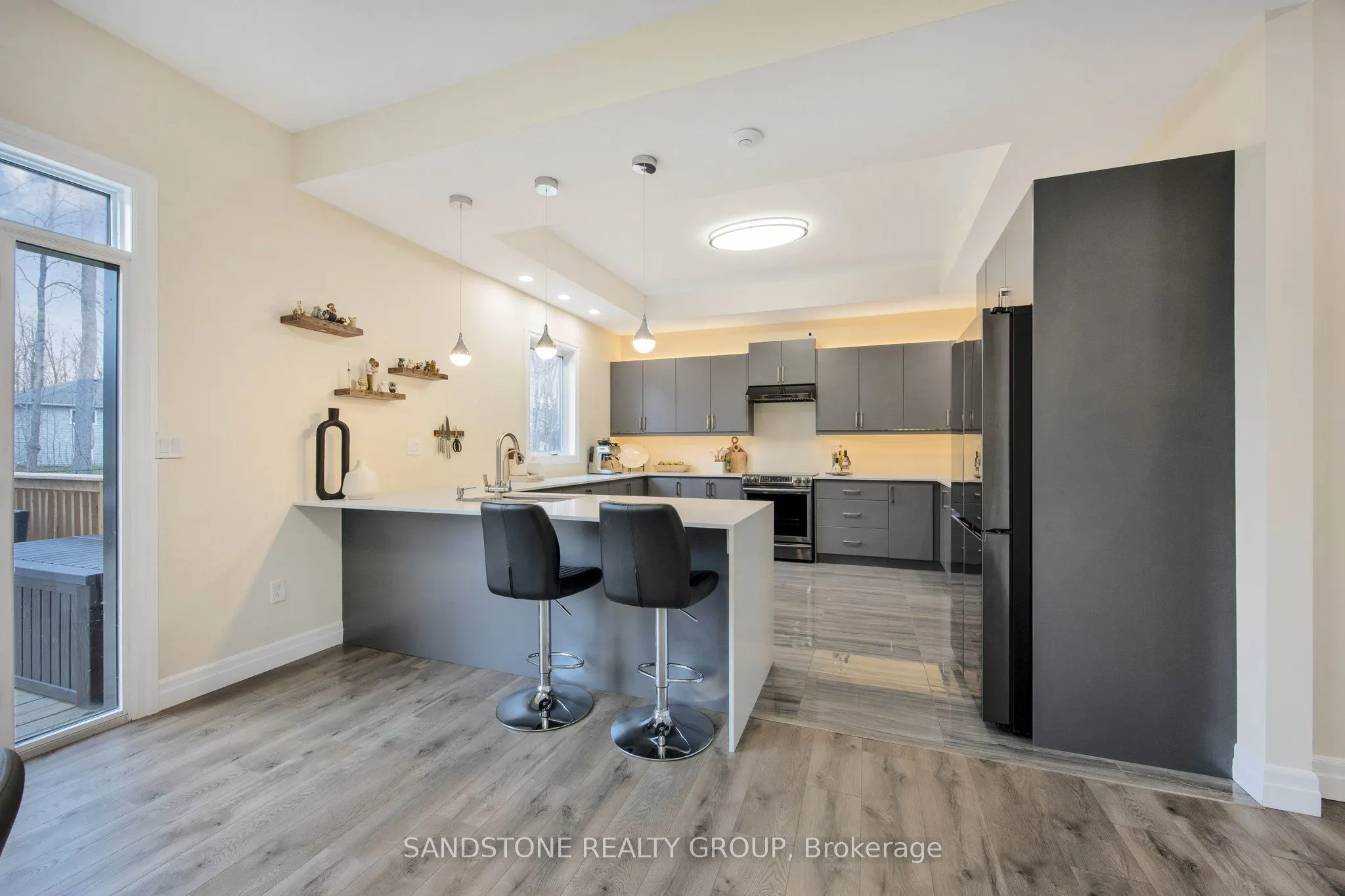 6 Dorothys Drive
