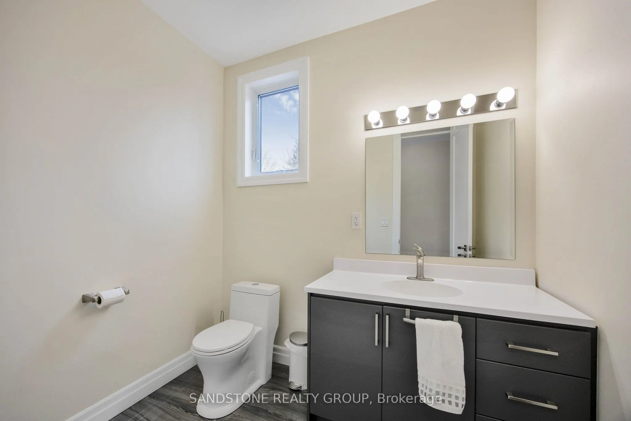 6 Dorothys Drive